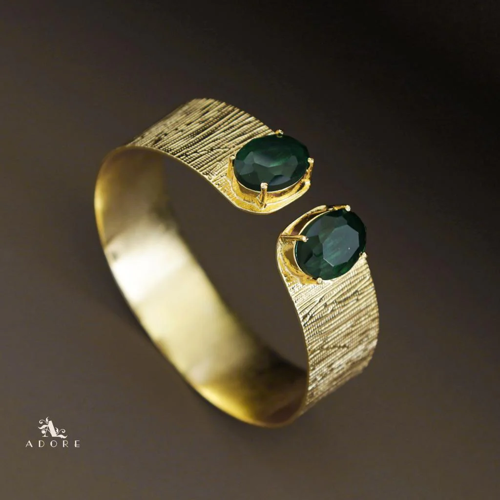 Akshi Textured Golden Claw Dual Oval Glossy Bangle - Image 8