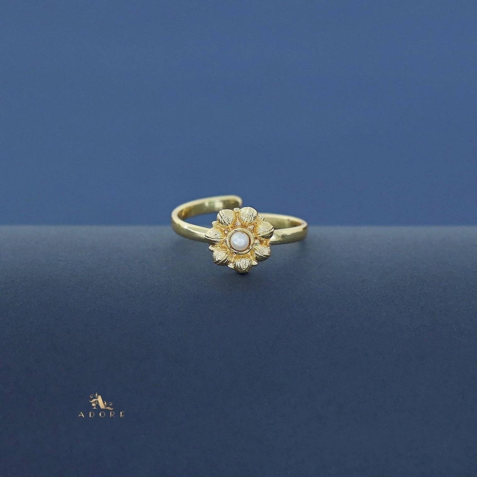 Akshya Golden Flower Ring - Image 4