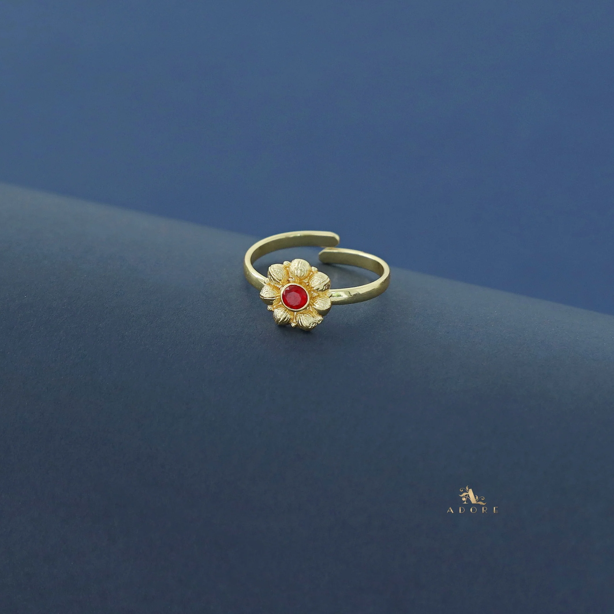 Akshya Golden Flower Ring - Image 5