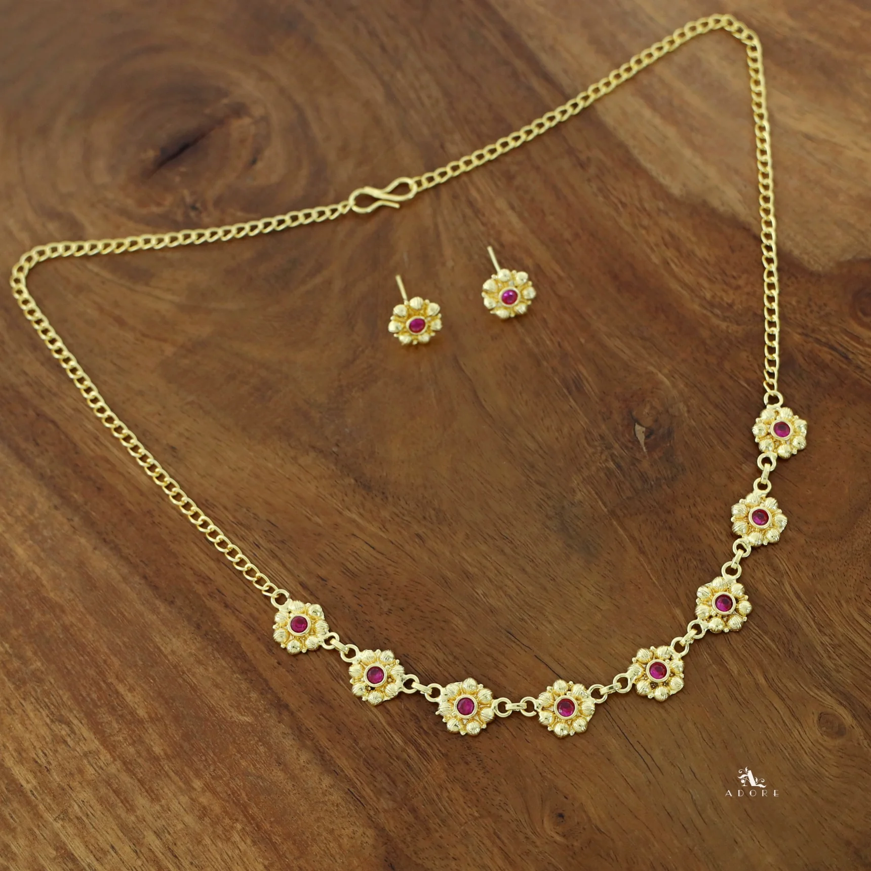 Akshya Golden Flower Glossy Neckpiece With Stud - Image 4