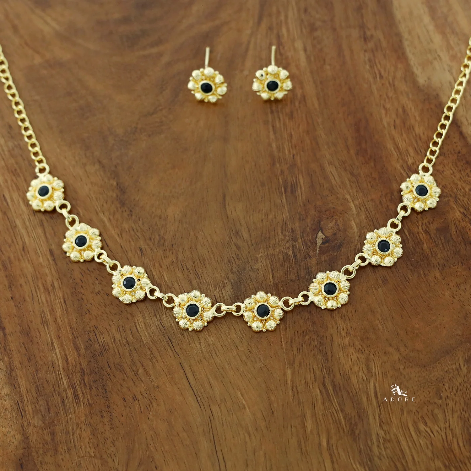 Akshya Golden Flower Glossy Neckpiece With Stud - Image 5