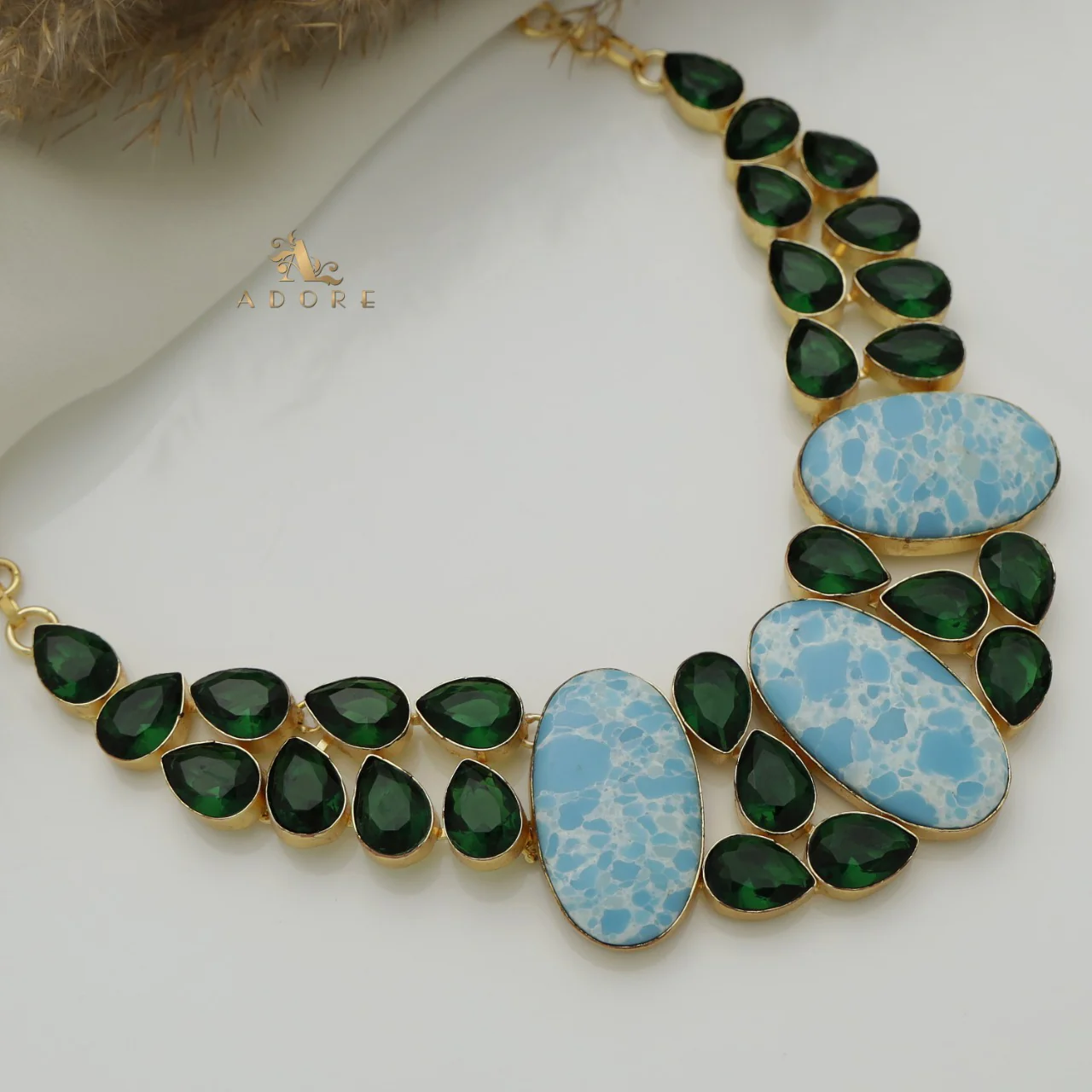 Alaia Lyla Neckpiece - Image 3