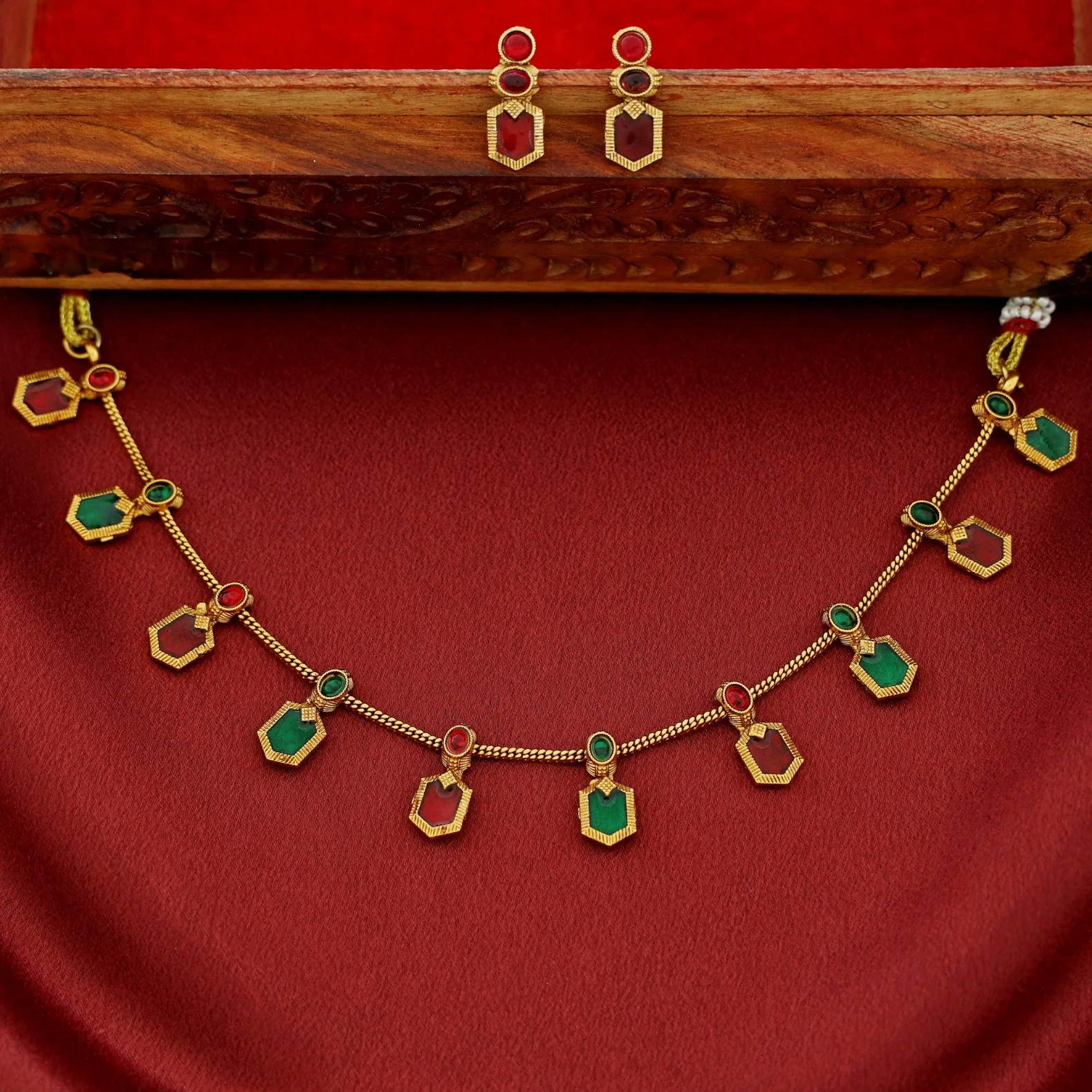 Alaka Golden Enamel Short Neckpiece With Earring - Image 6