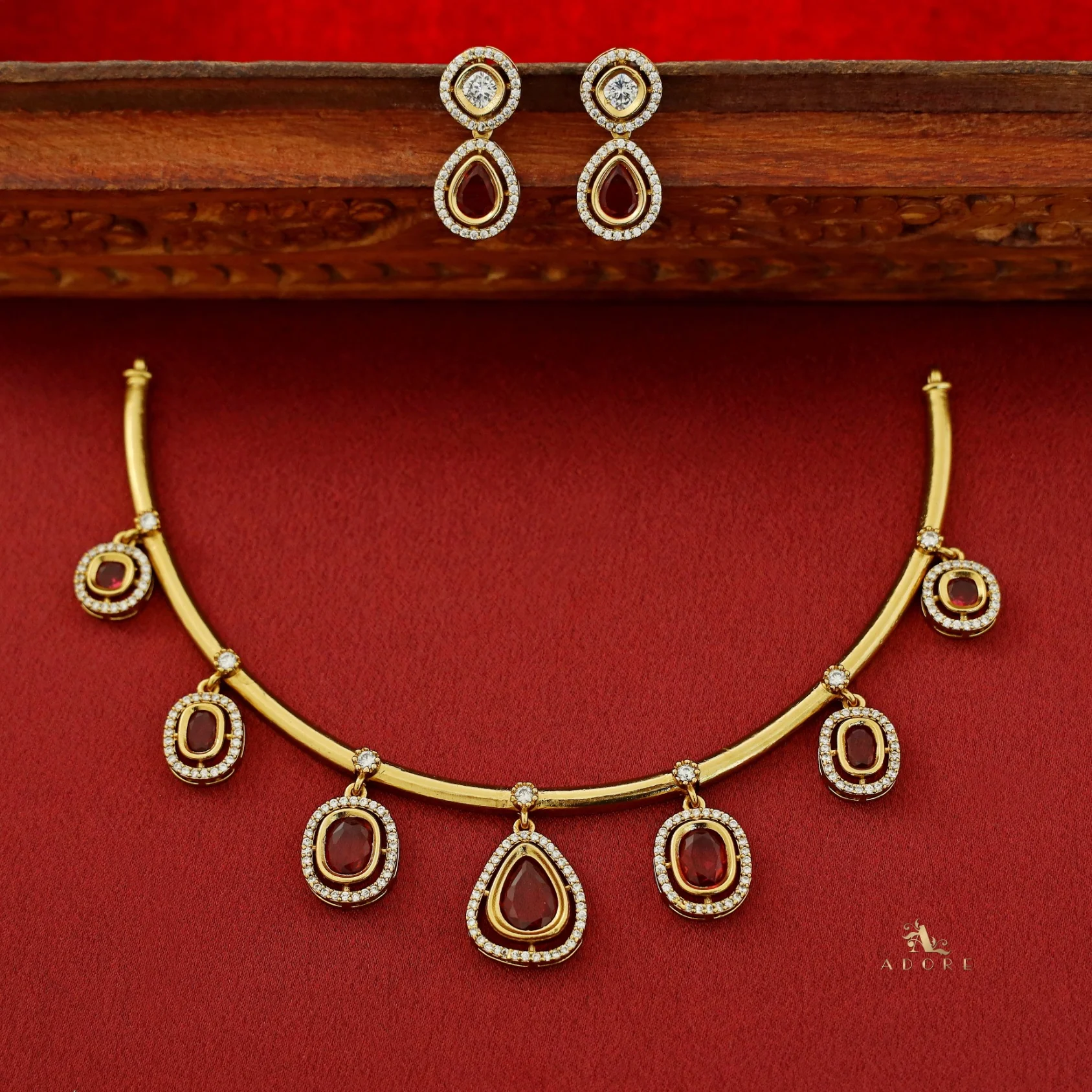 Alakananda Polki Kundan Stiff Short Neckpiece With Earring - Image 2