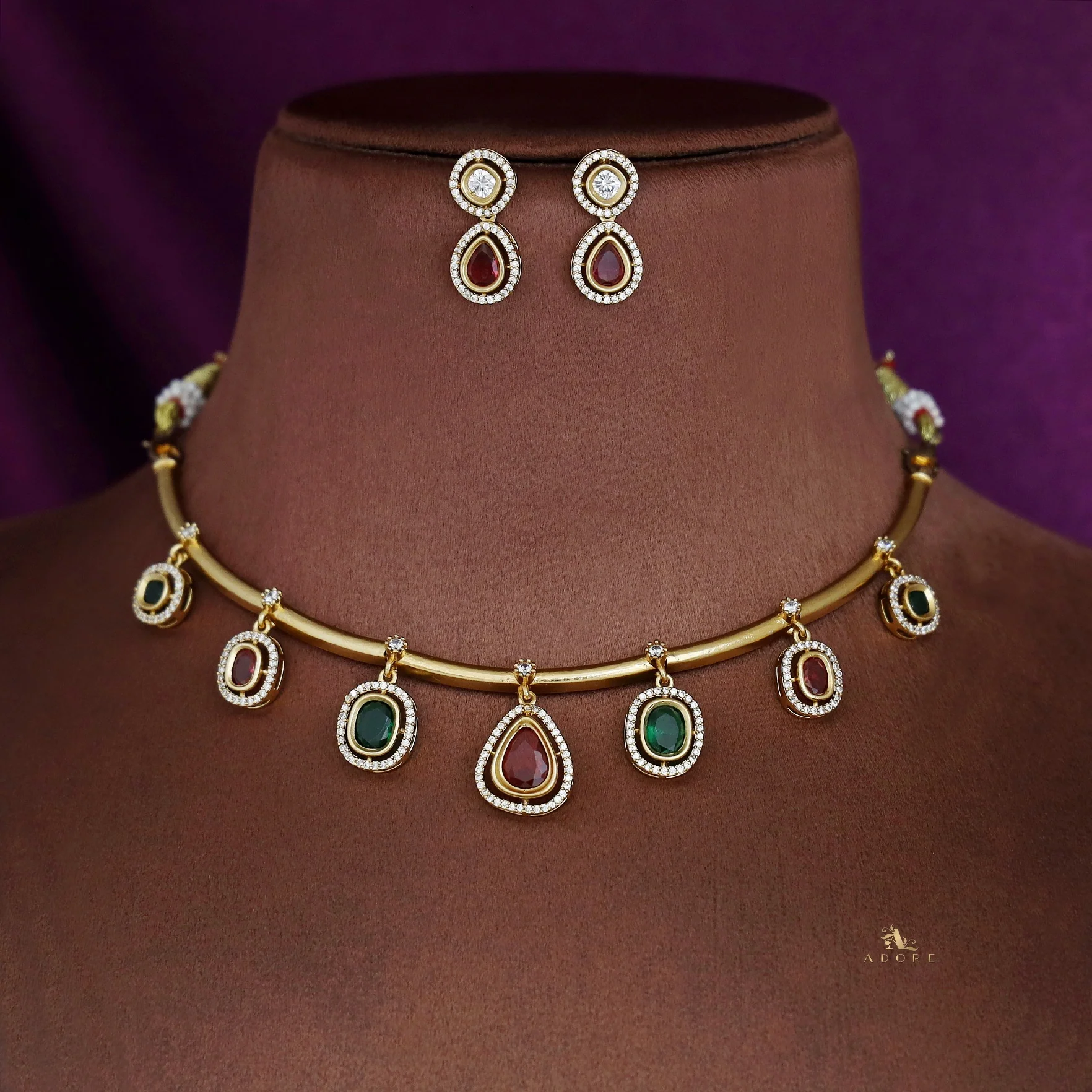 Alakananda Polki Kundan Stiff Short Neckpiece With Earring - Image 6