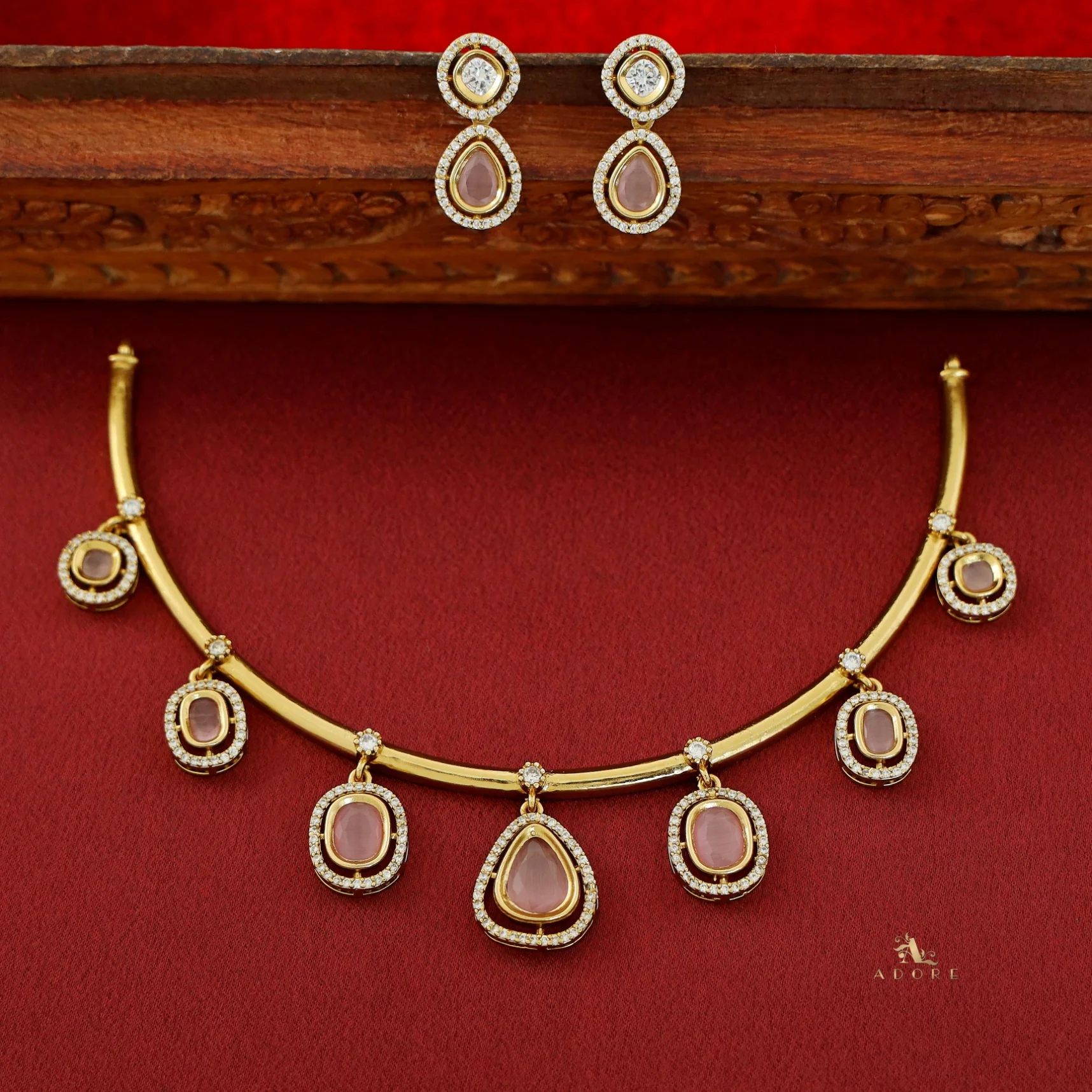 Alakananda Polki Kundan Stiff Short Neckpiece With Earring - Image 9