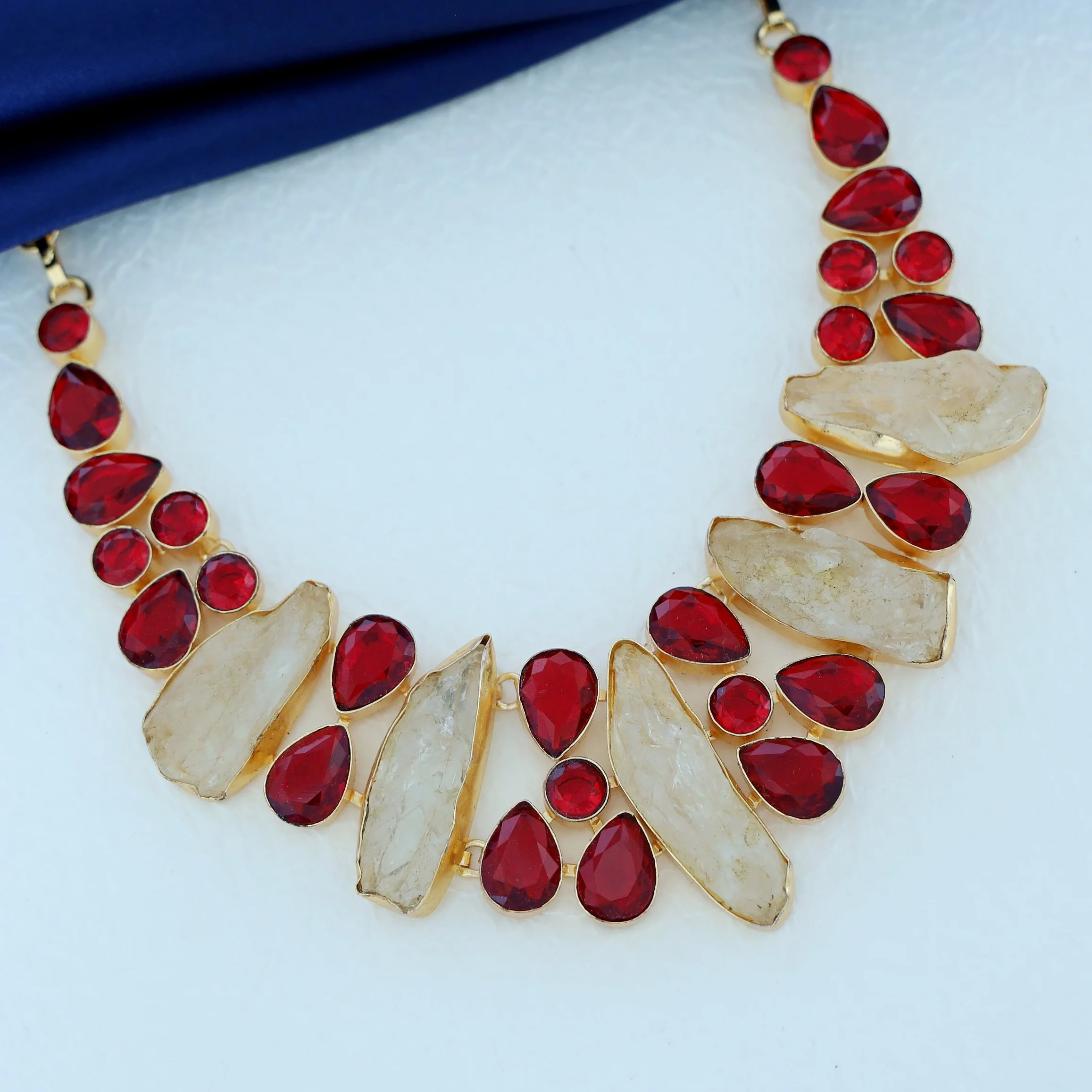 Alanis Neckpiece - Image 3