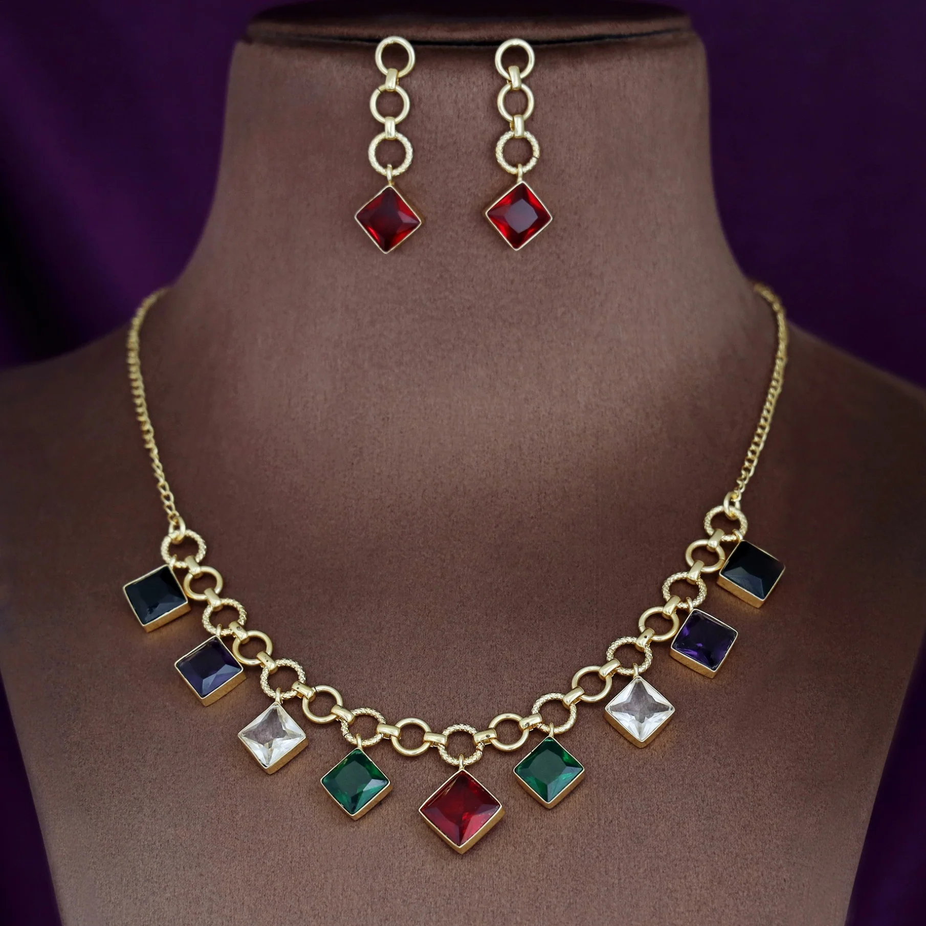 Alasca Golden Circle And Diamond Glossy Neckpiece With Earring - Image 2