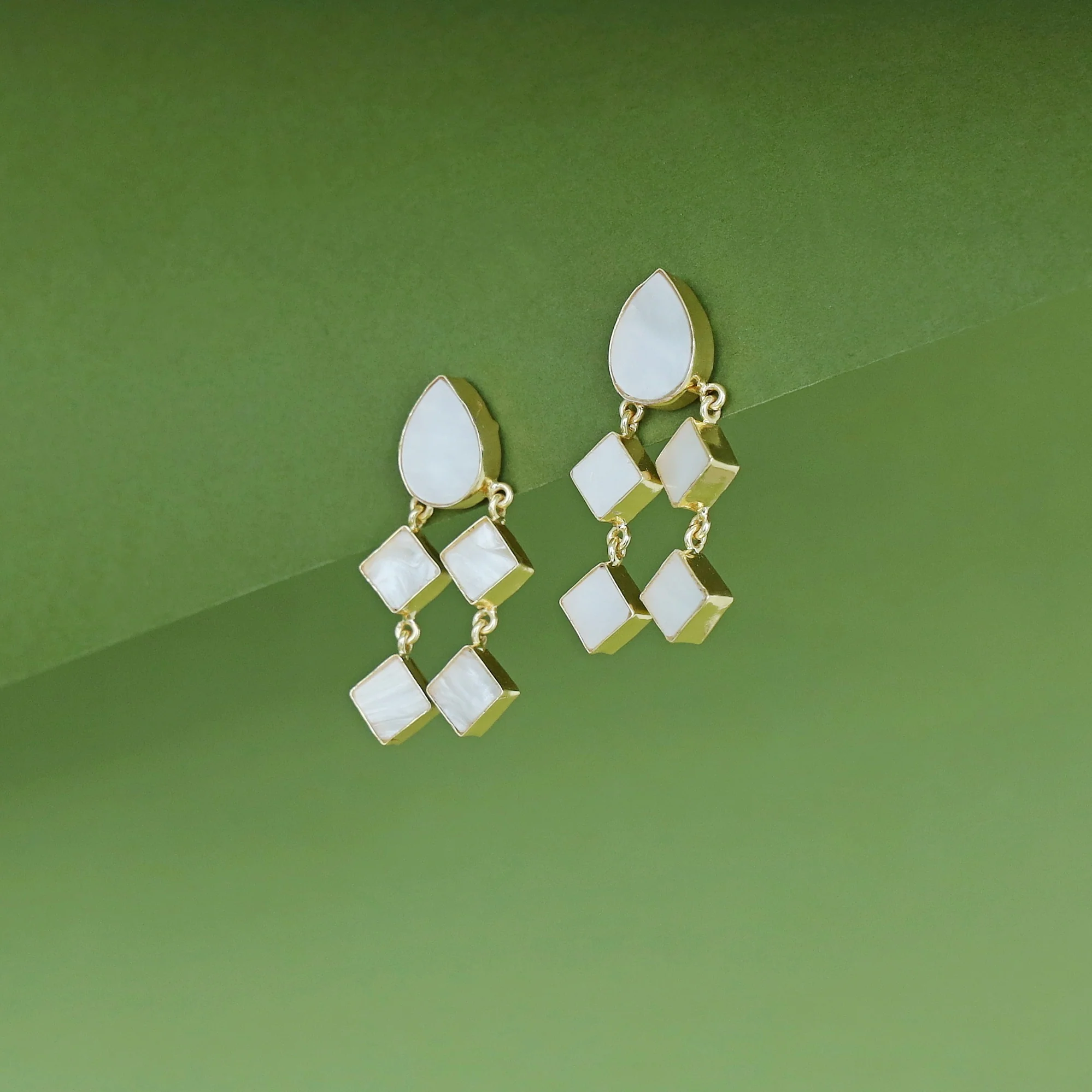 Alaya Drop MOP + Glossy Diamond Earring - Image 11