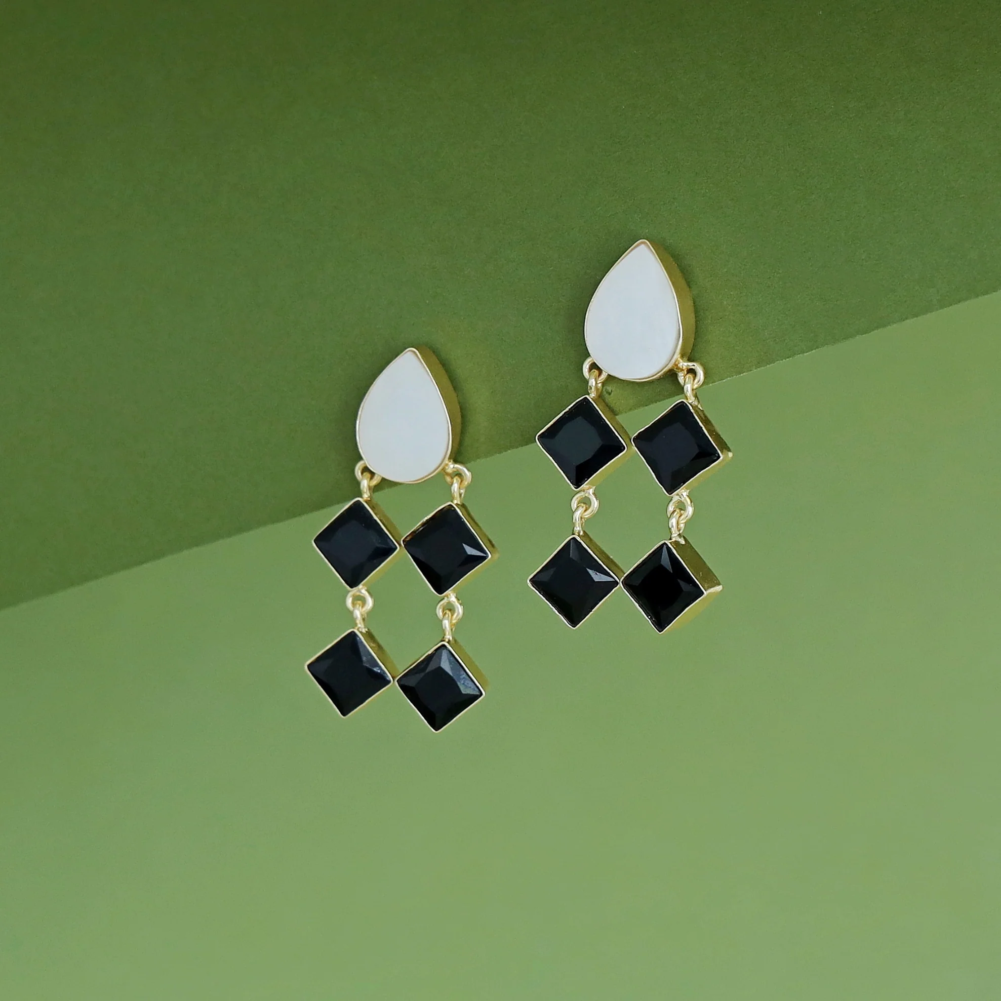 Alaya Drop MOP + Glossy Diamond Earring - Image 5