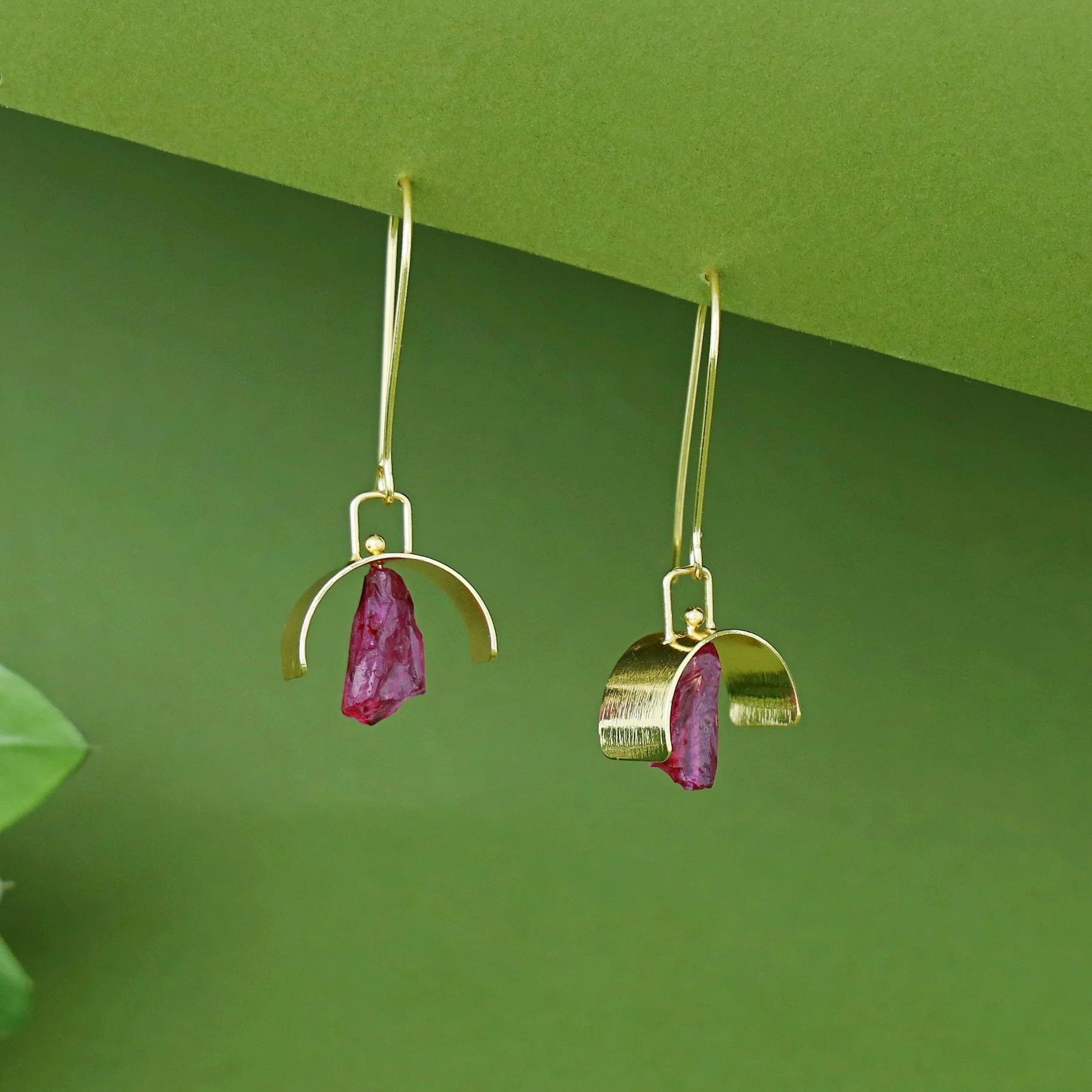 Alba Arch Dyed Stone Drop - Image 2