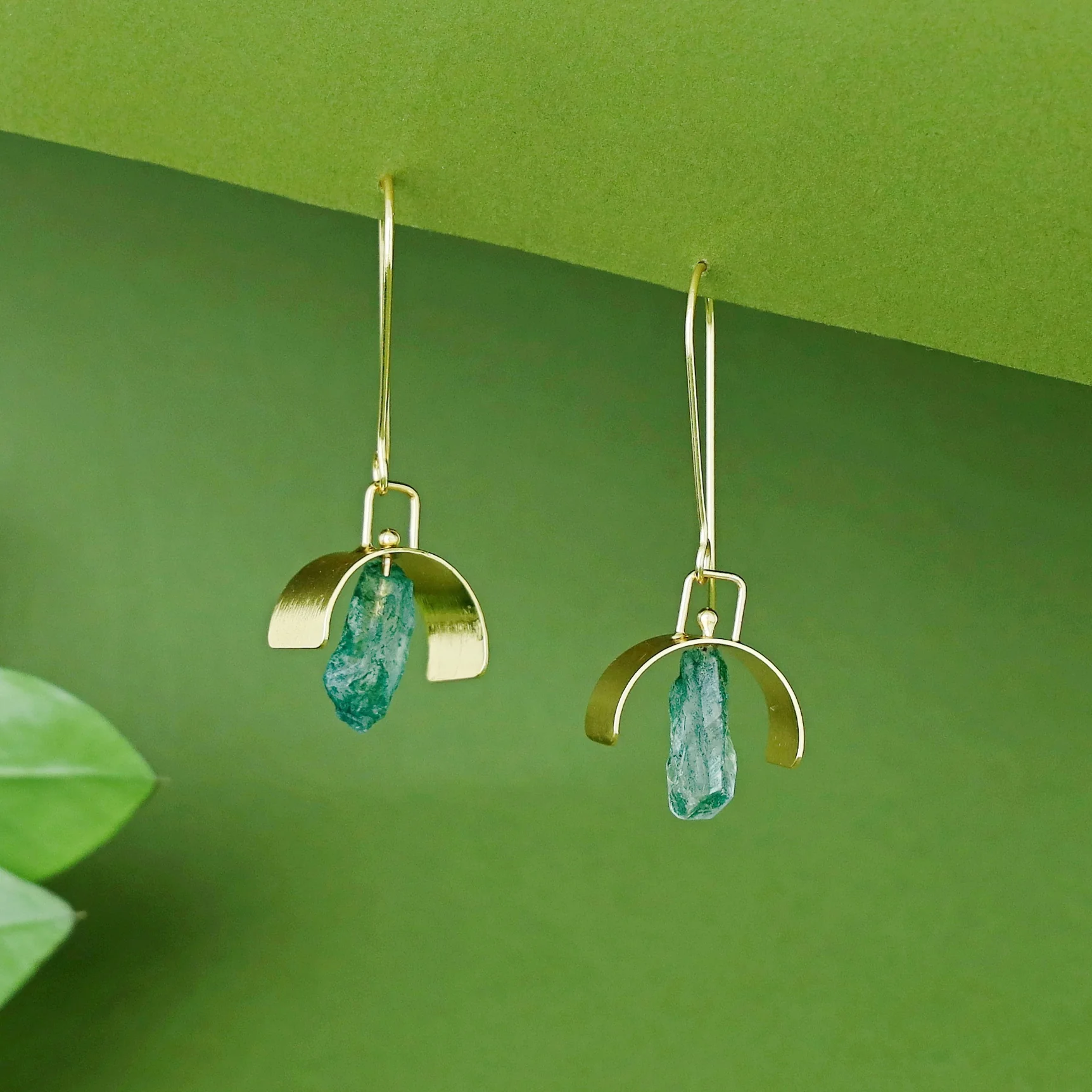 Alba Arch Dyed Stone Drop - Image 3
