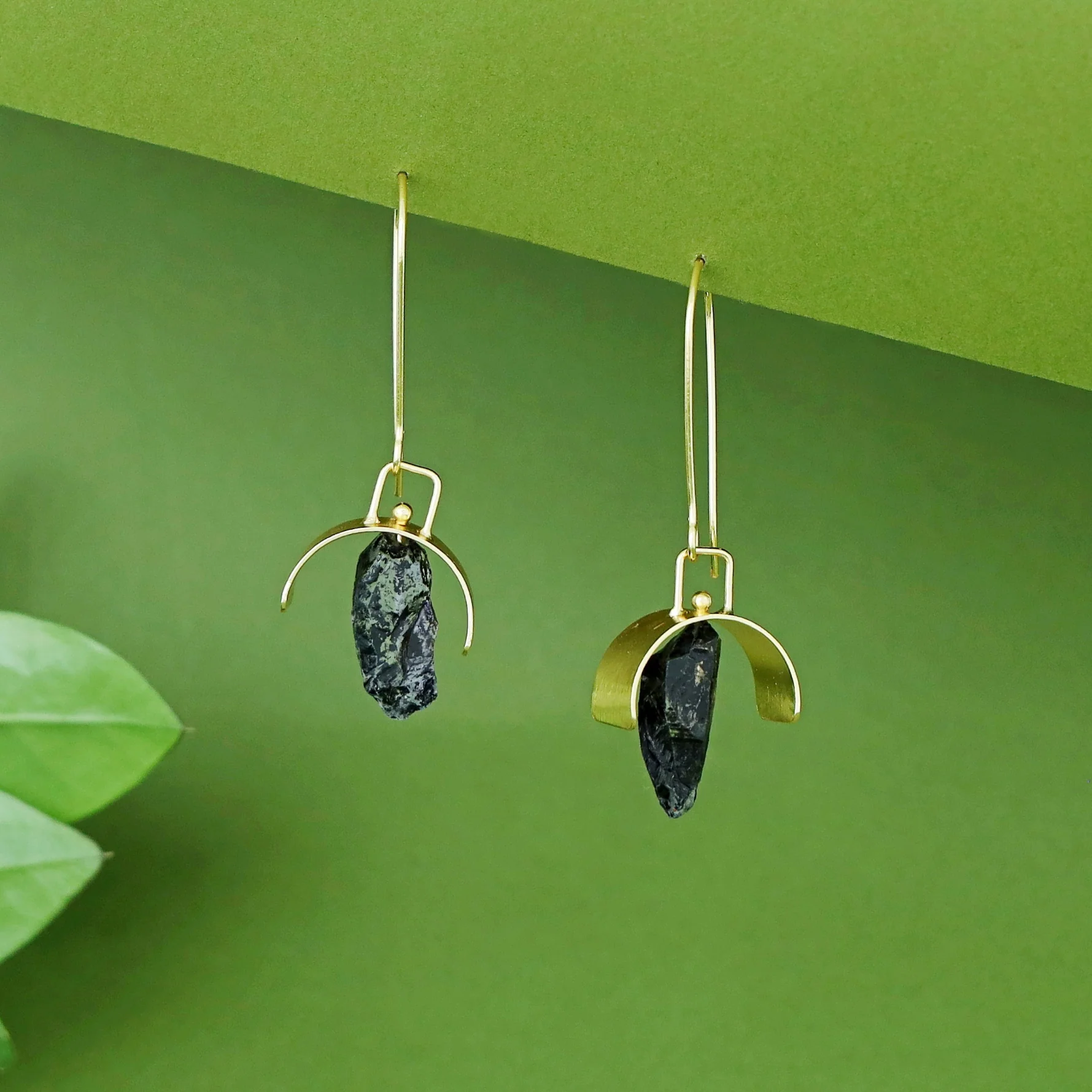 Alba Arch Dyed Stone Drop - Image 6