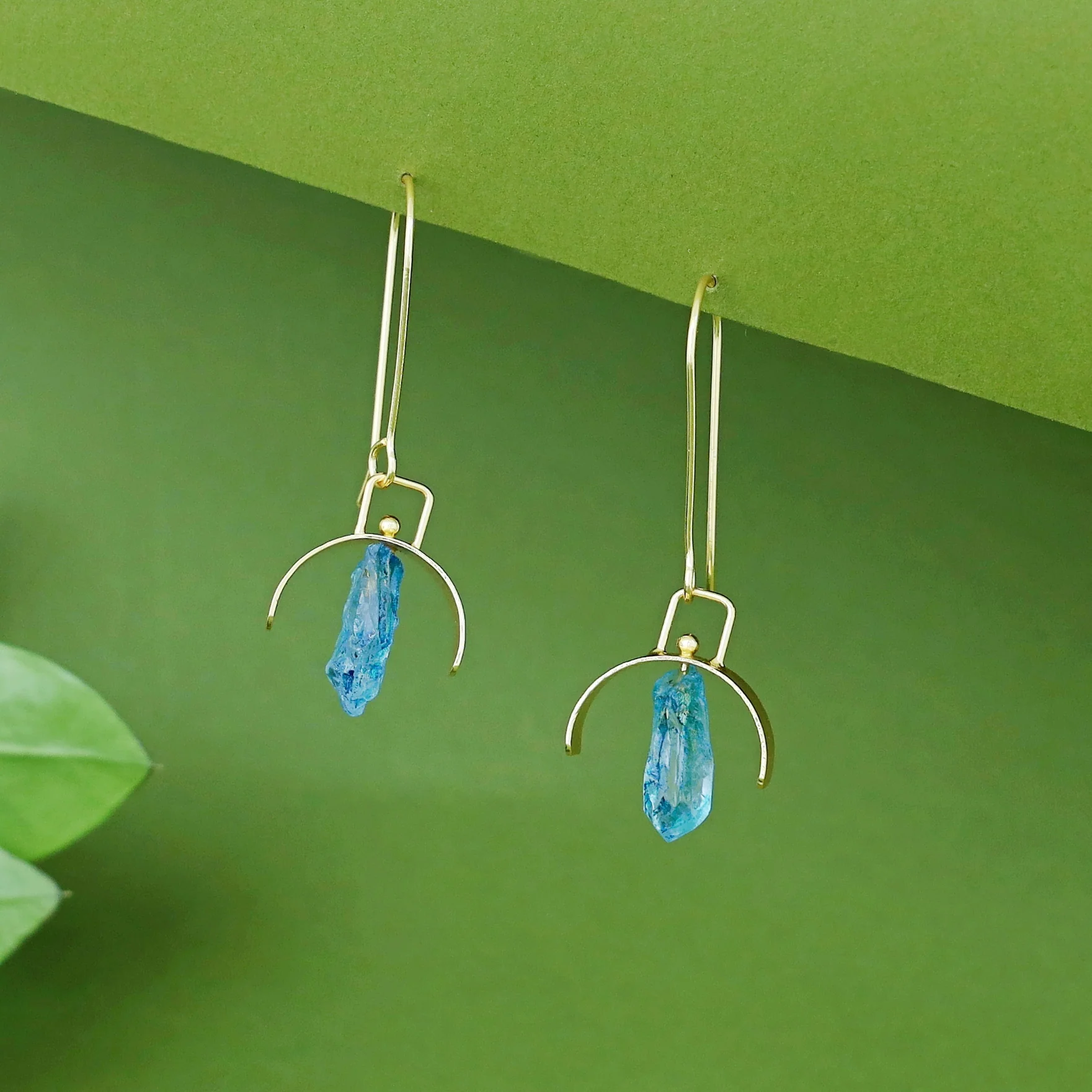Alba Arch Dyed Stone Drop - Image 7
