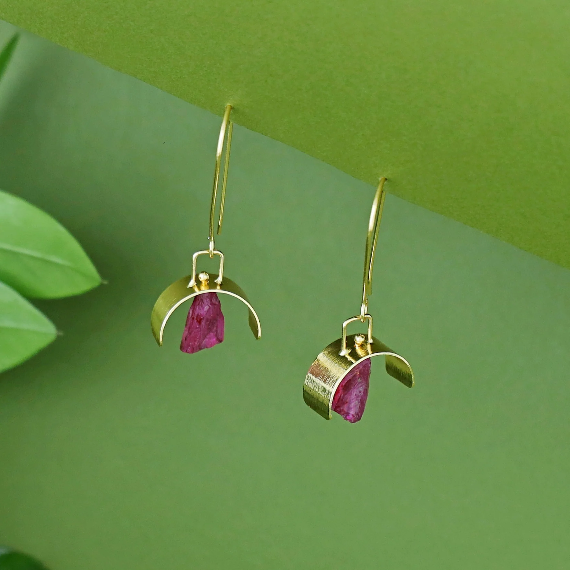 Alba Arch Dyed Stone Drop - Image 8