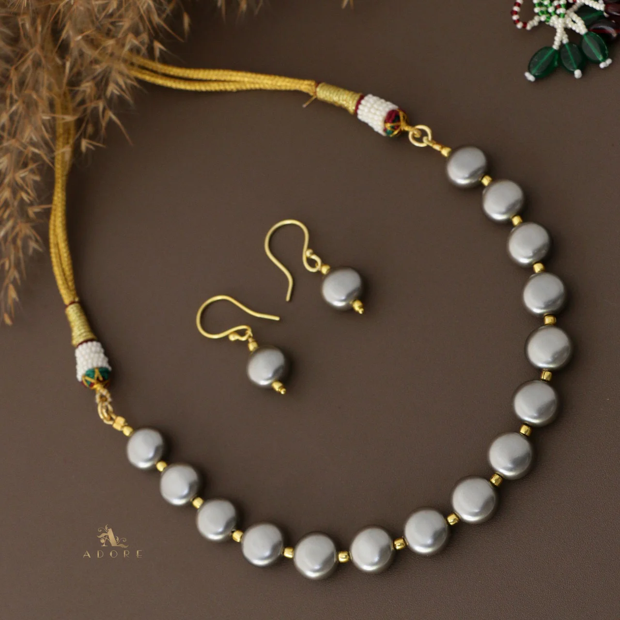 Aldora Pearl Short Neckpiece With Drop - Image 10
