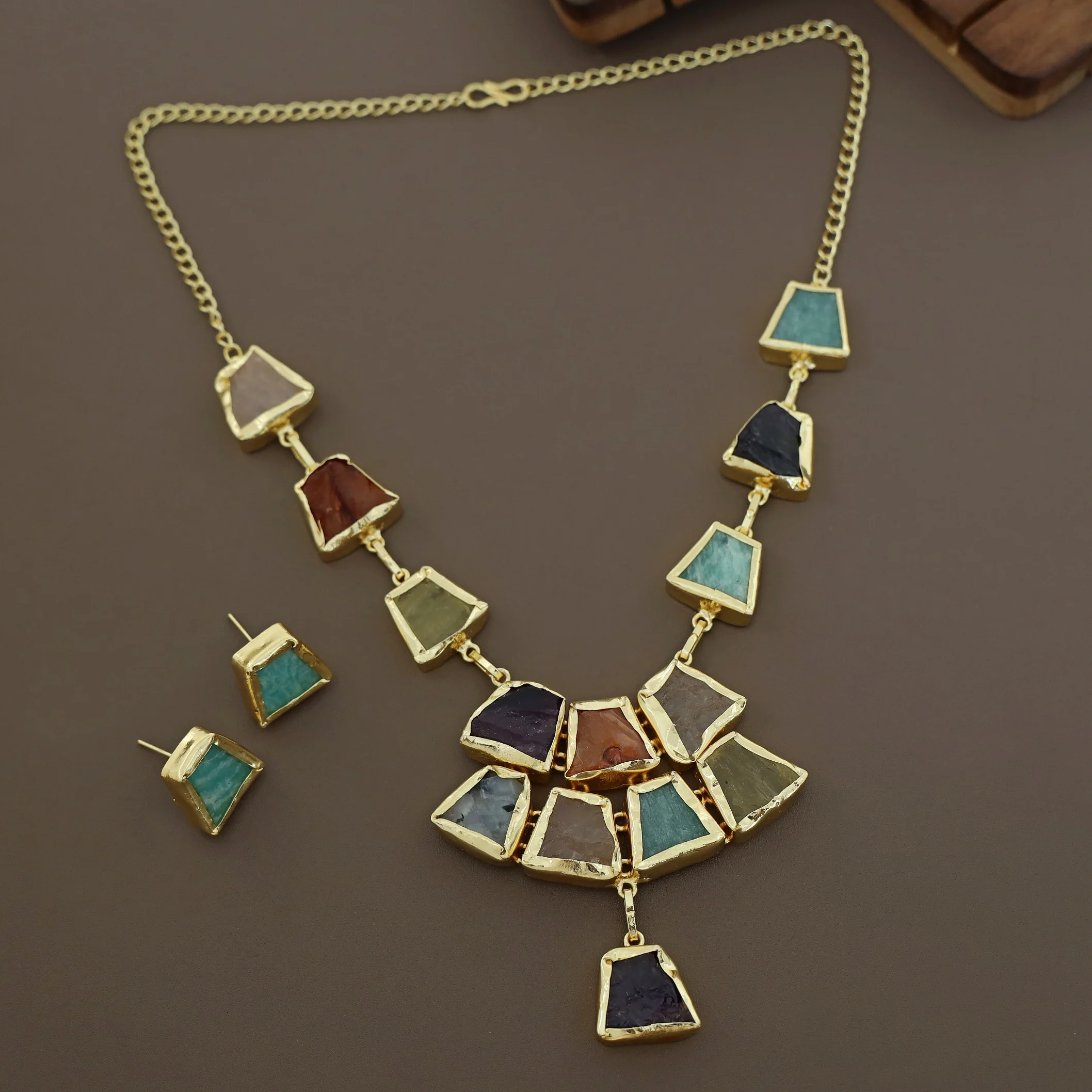 Alegria Raw Stone Pendant Neckpiece With Stud - Image 3