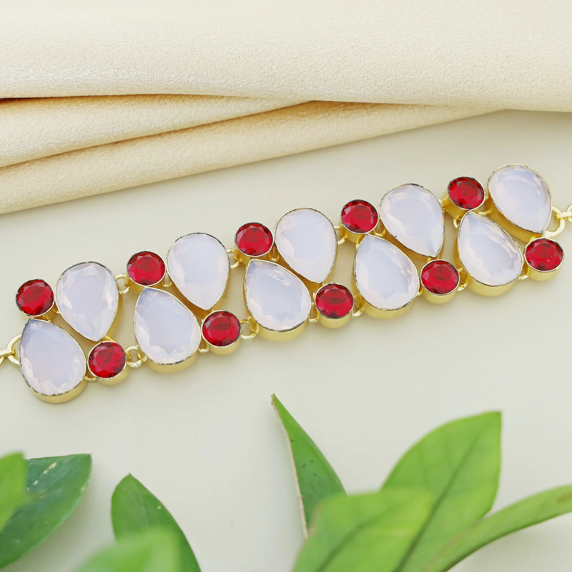 Alenora Choker - Image 3