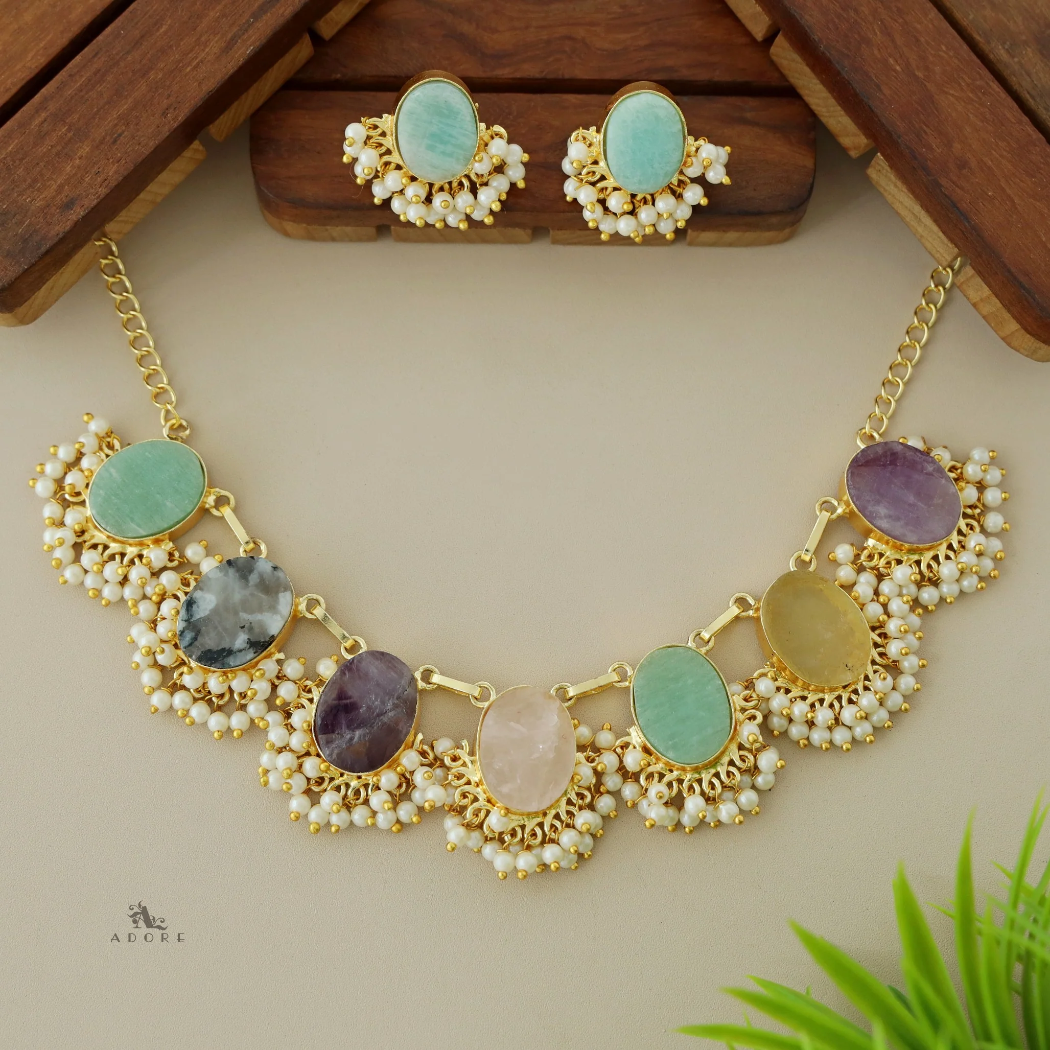 Alessandra Raw Stone Oval Pearl Short Neckpiece With Earring - Image 17