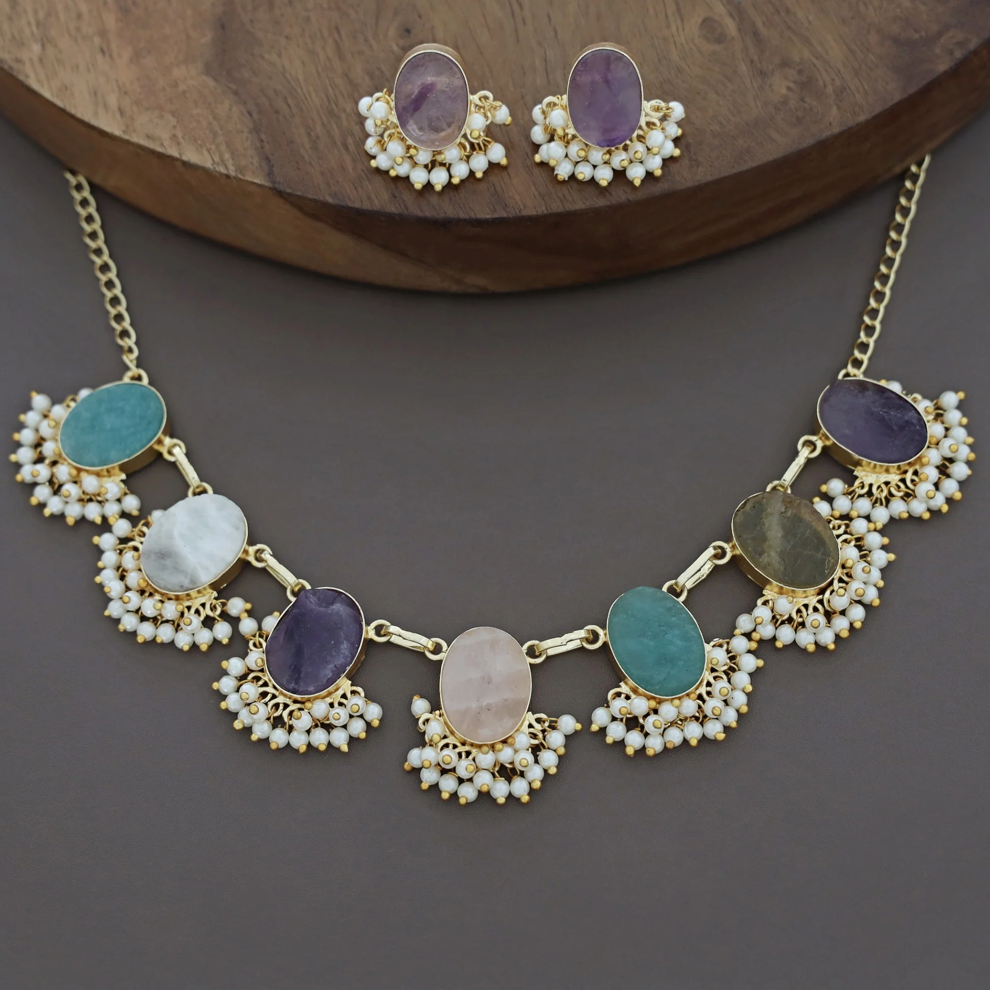 Alessandra Raw Stone Oval Pearl Short Neckpiece With Earring - Image 26