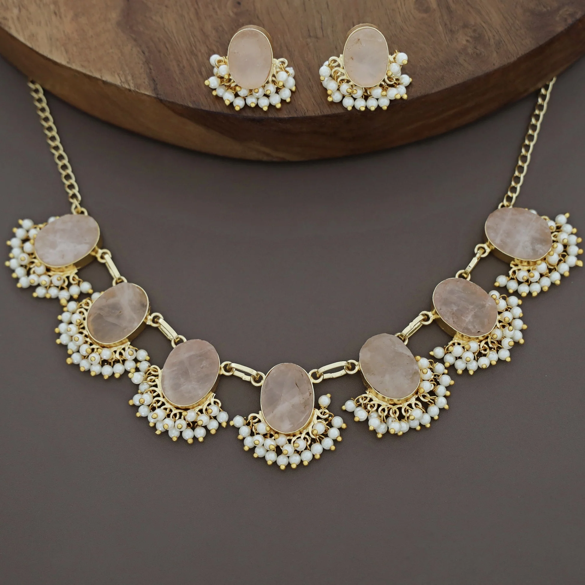 Alessandra Raw Stone Oval Pearl Short Neckpiece With Earring - Image 27