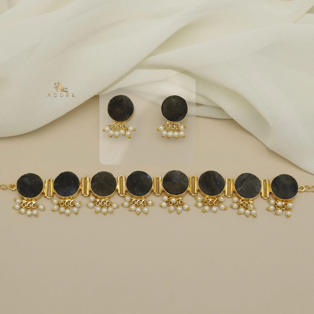 Alessandra Raw Stone Pearl Choker With Stud - Image 4