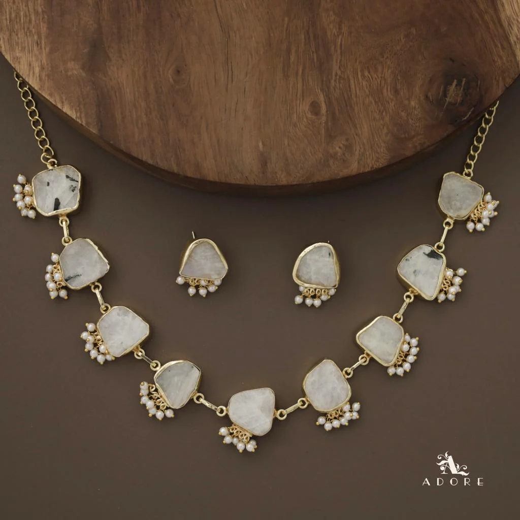 Alessandria Raw Stone Pearl Short Neckpiece With Earring - Image 18