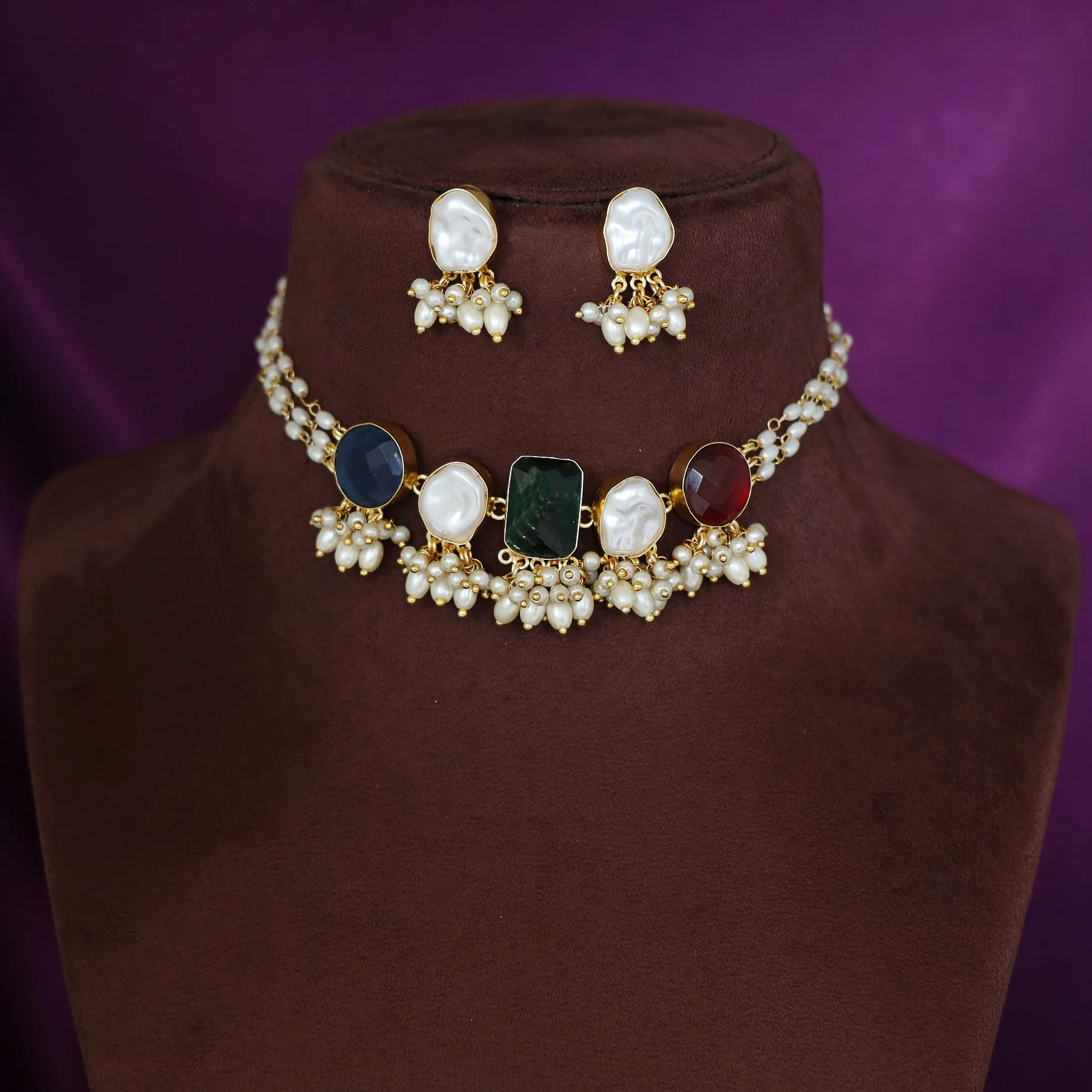 Alexis 3 Layer Rice Pearl Baroque + Glossy Stone Choker With Earring - Image 2