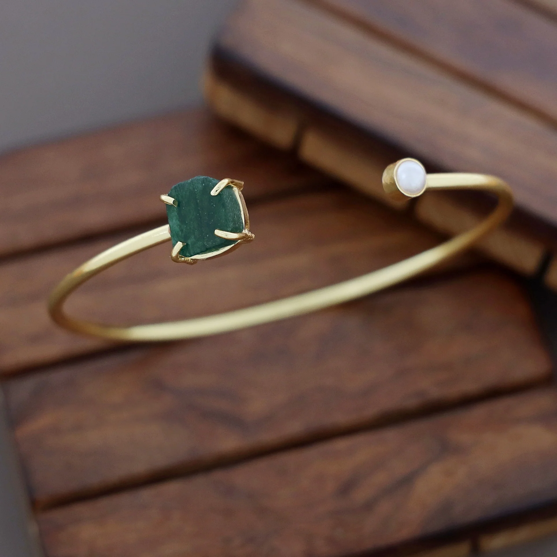 Alicia Raw Stone Pearl Bangle - Image 21