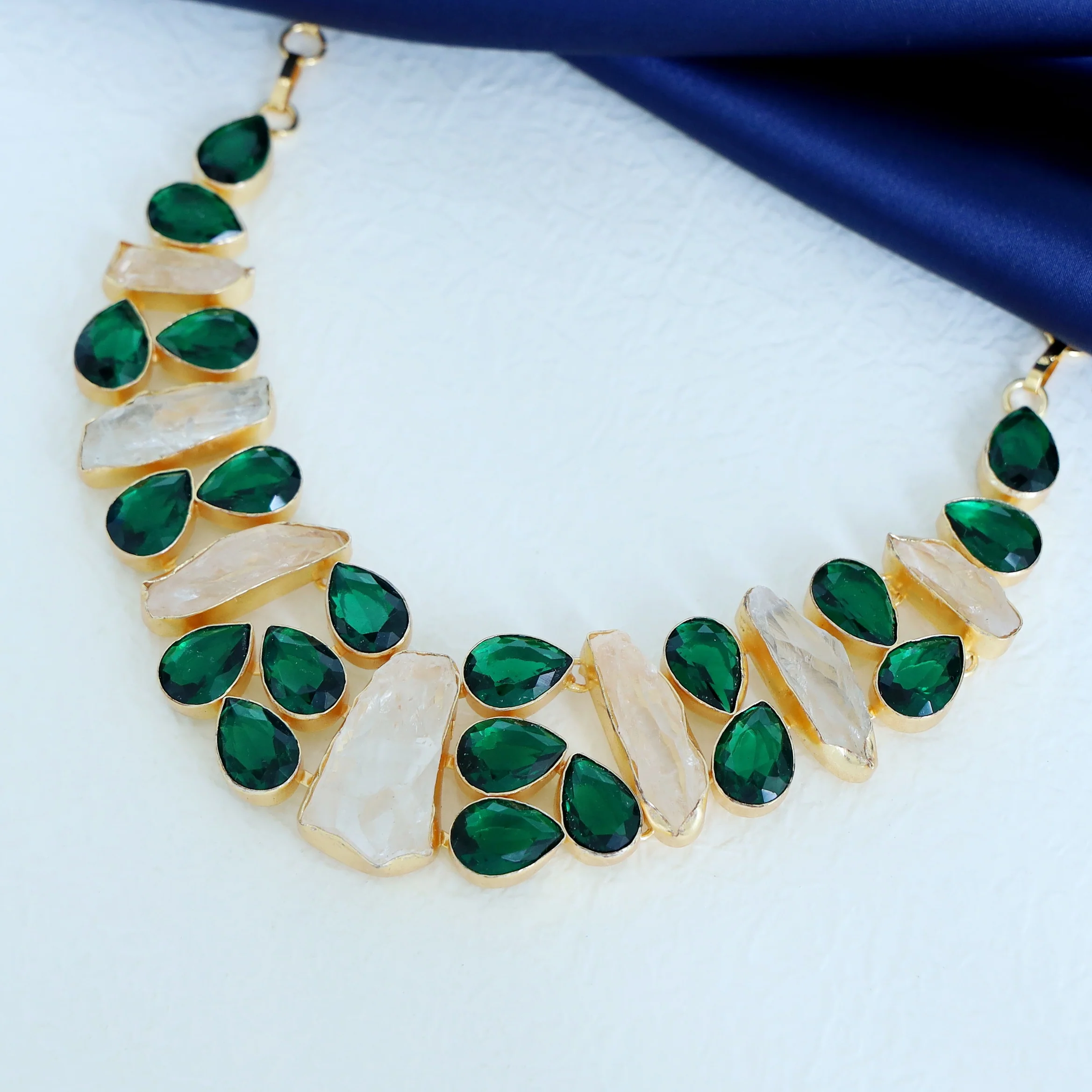 Alina Neckpiece - Image 3