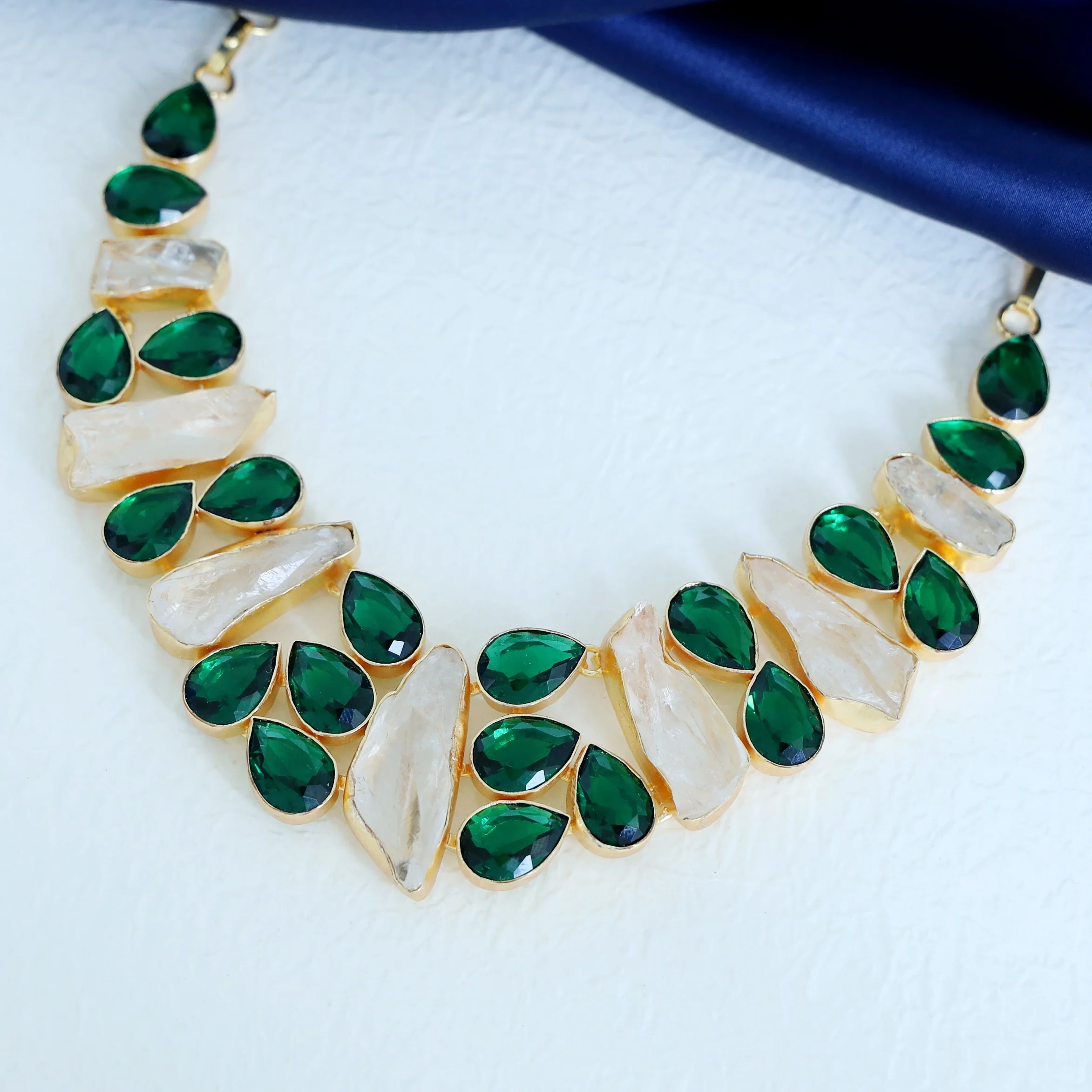 Alina Neckpiece - Image 4