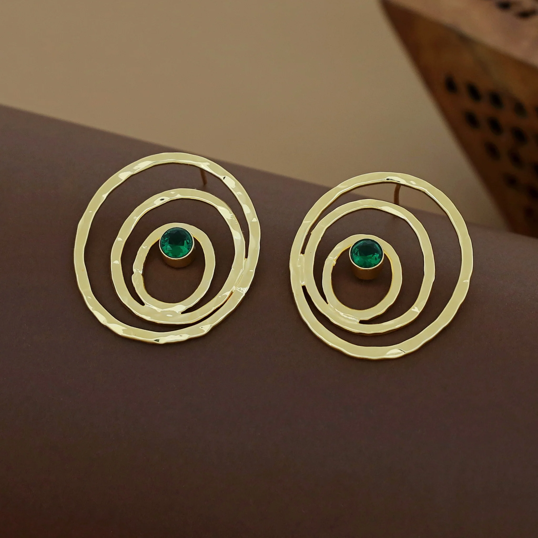 Alita Hammered Circle Glossy Earring - Image 2