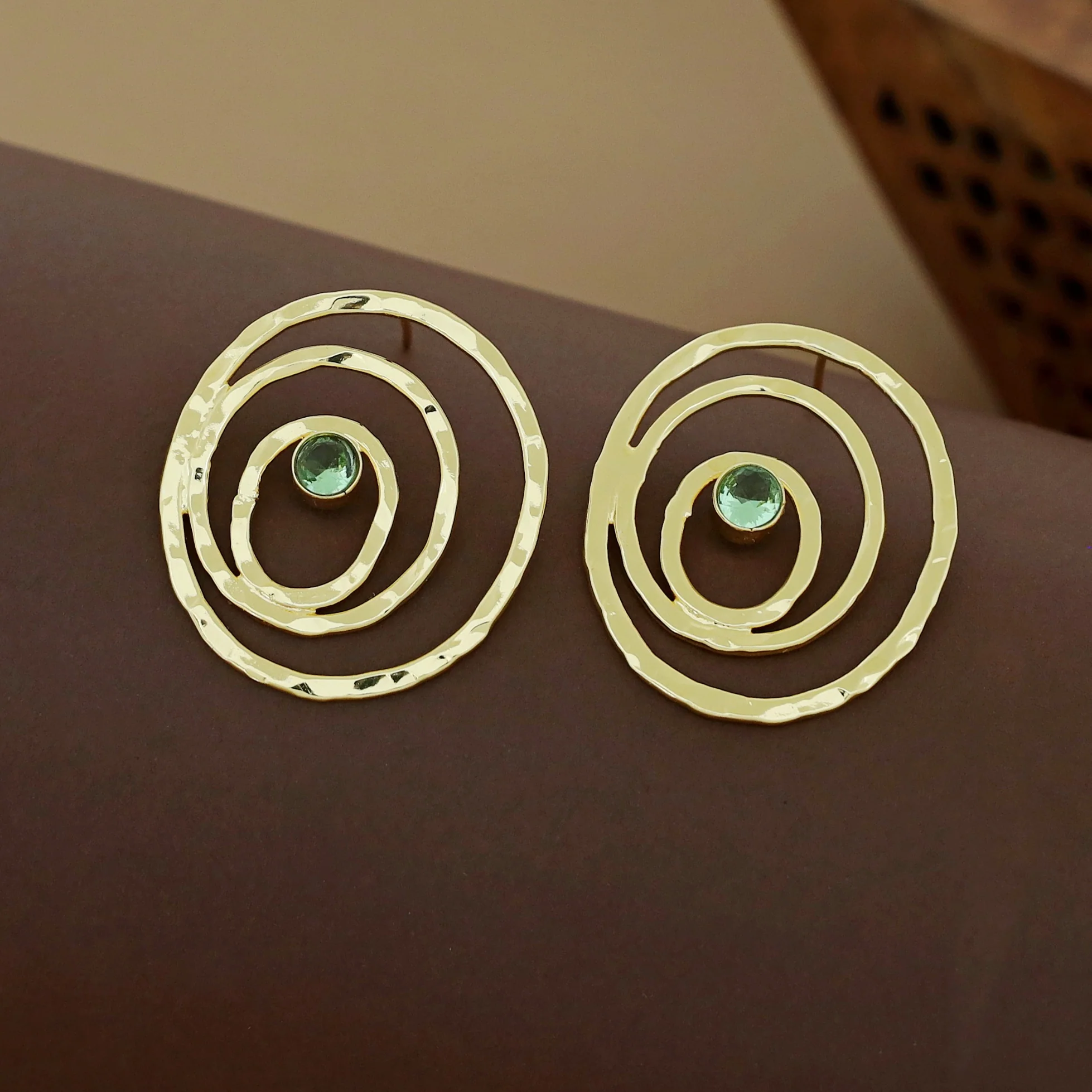 Alita Hammered Circle Glossy Earring - Image 3