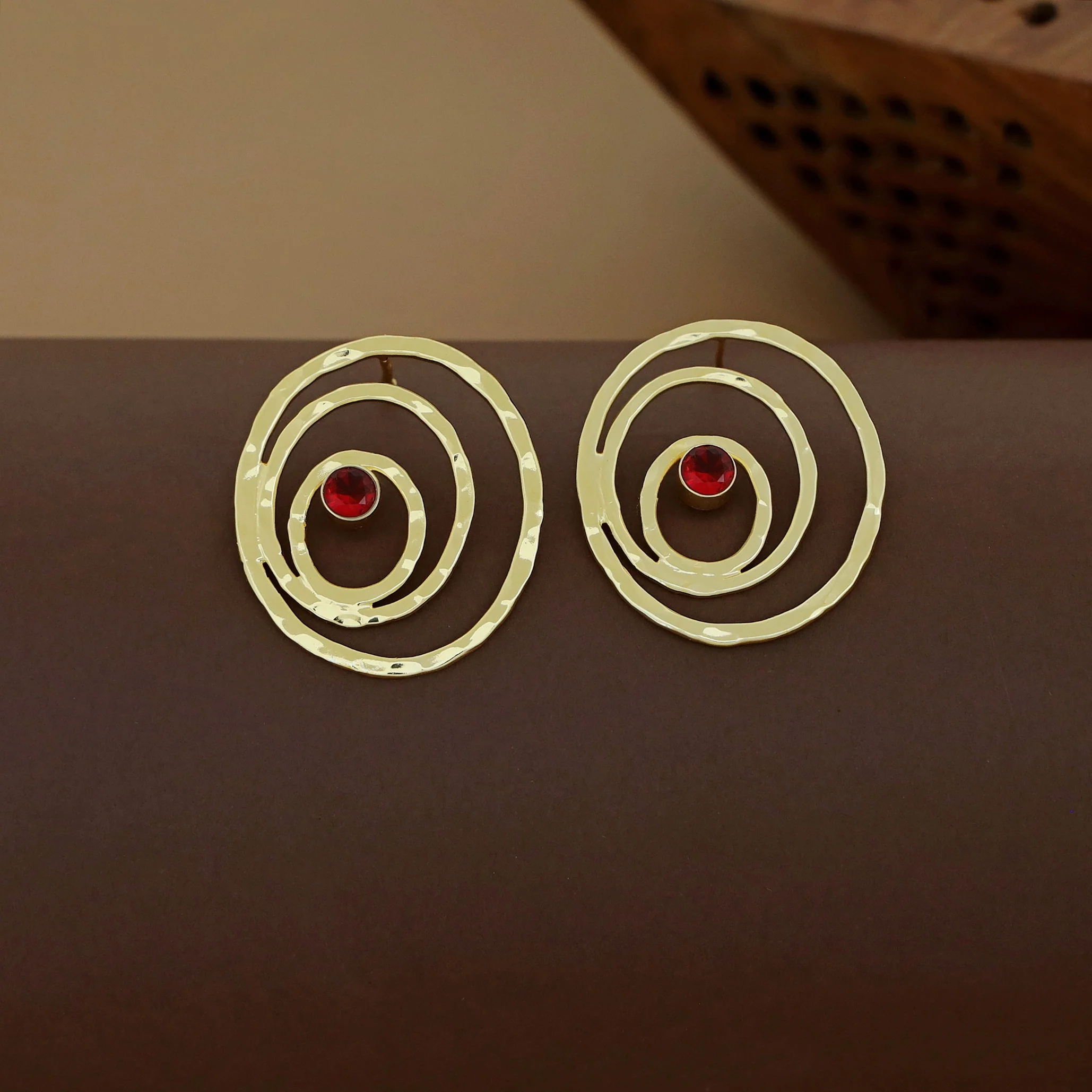 Alita Hammered Circle Glossy Earring - Image 9