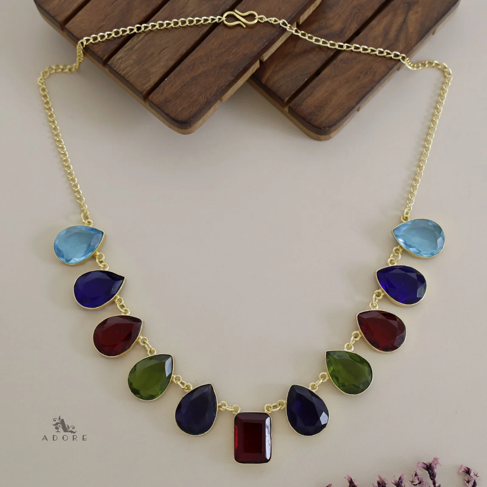 Aliya 11 Stone Glossy Drop Short Neckpiece - Image 5