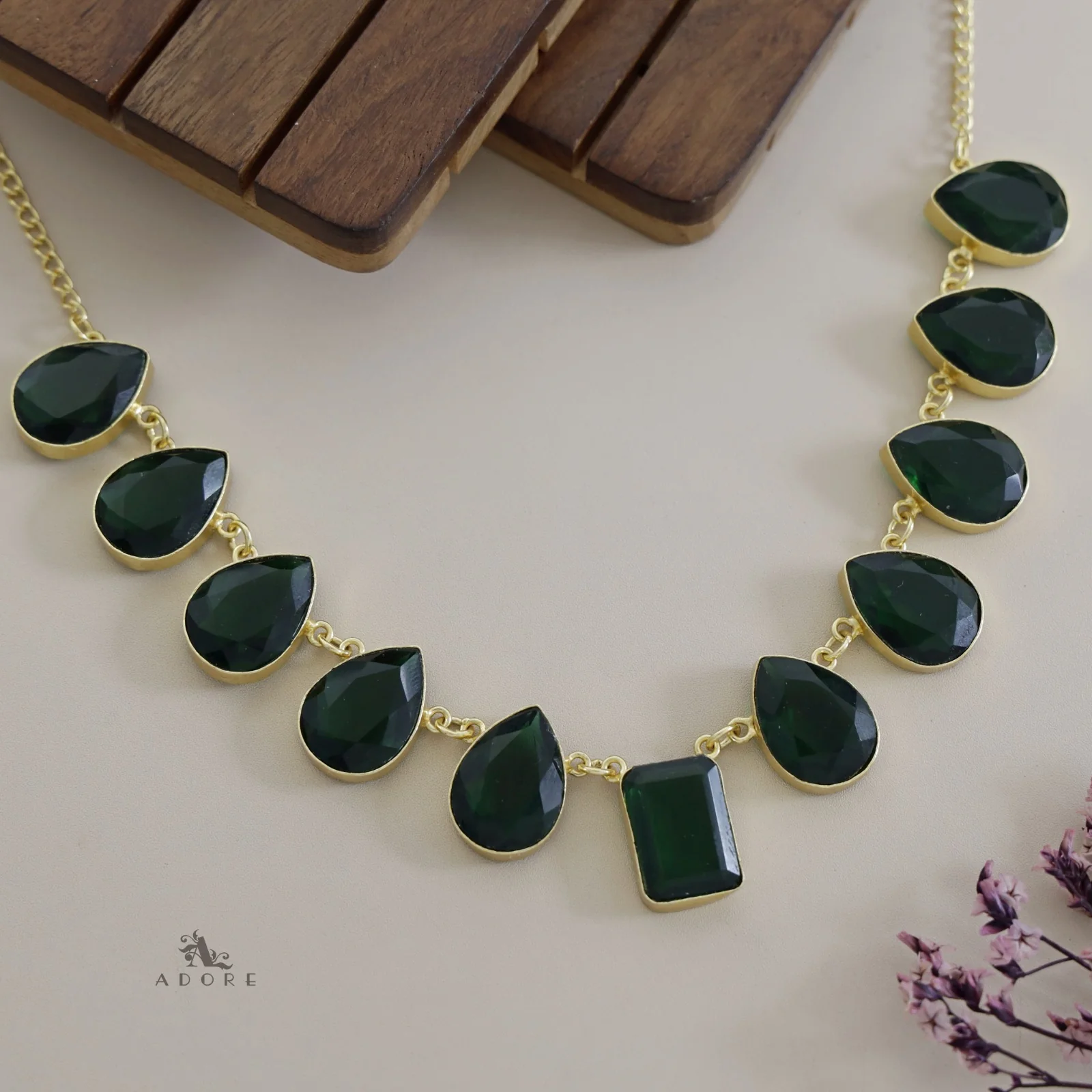 Aliya 11 Stone Glossy Drop Short Neckpiece - Image 7
