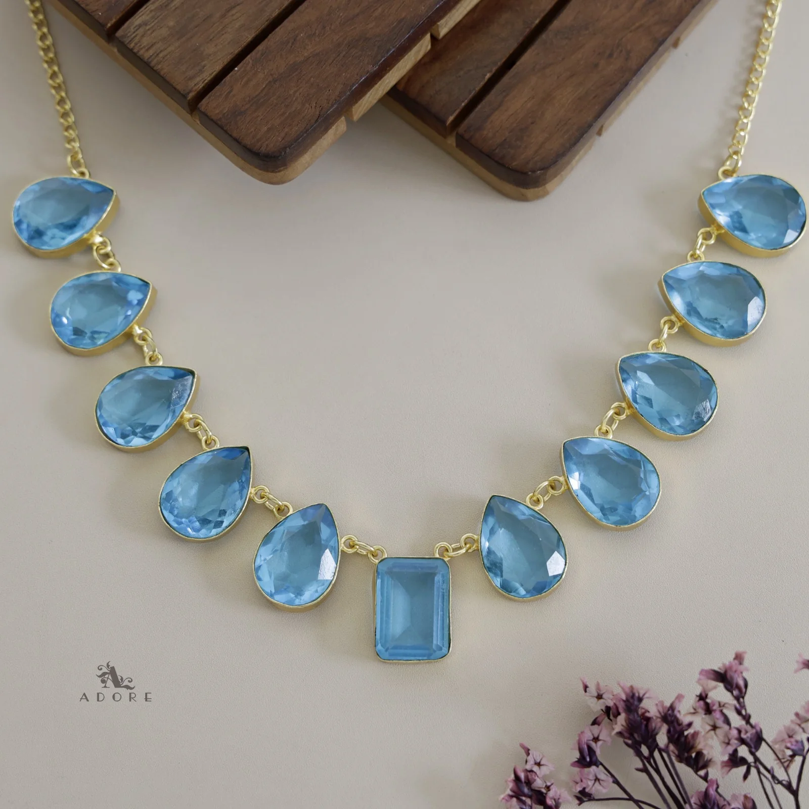 Aliya 11 Stone Glossy Drop Short Neckpiece - Image 8