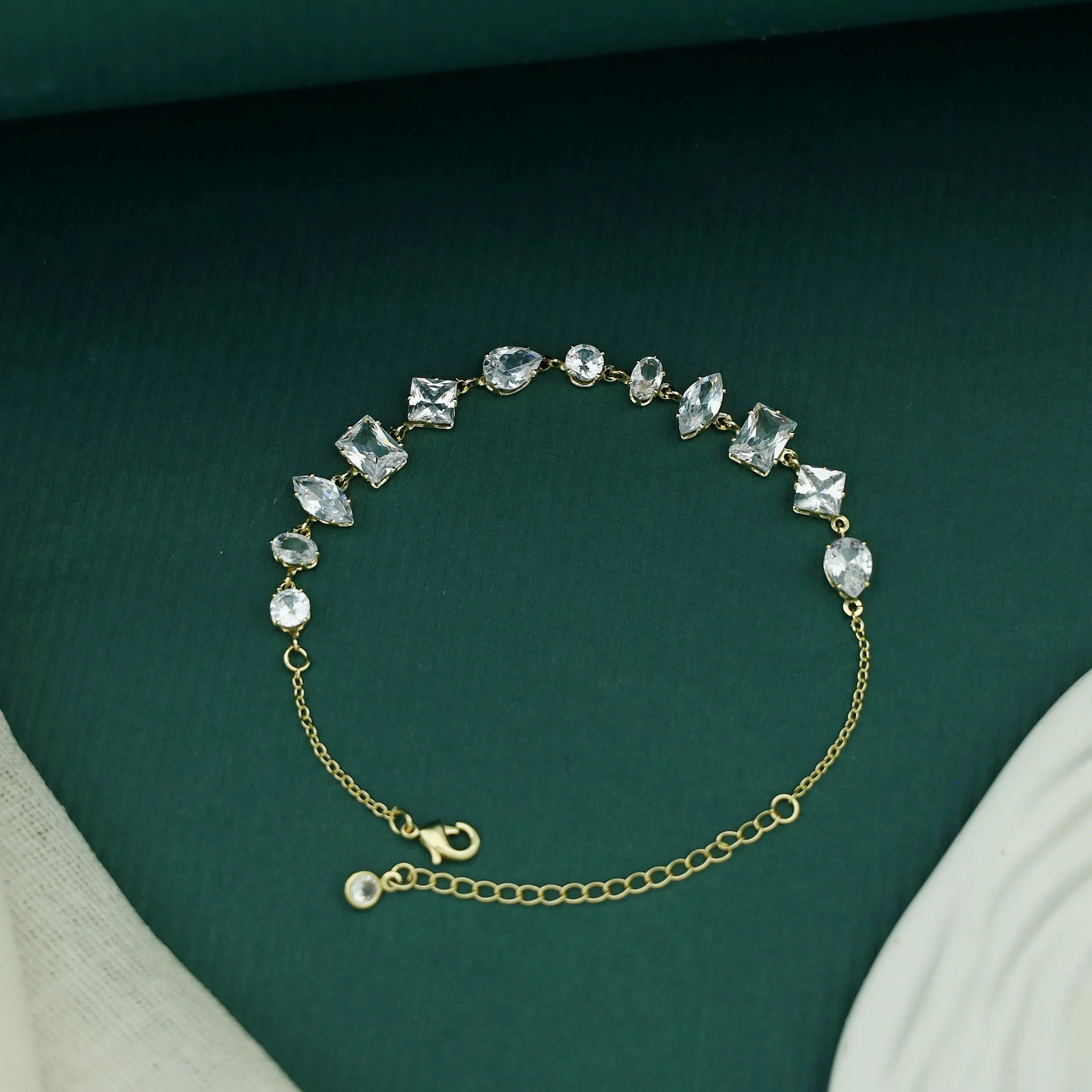Allison Multishape Glossy Bracelet - Image 2