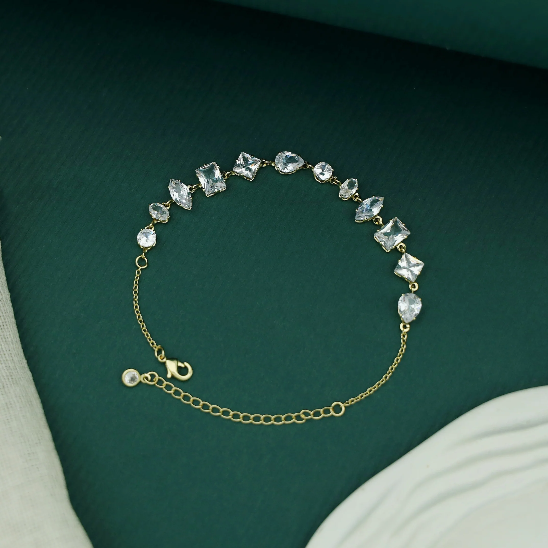 Allison Multishape Glossy Bracelet - Image 3
