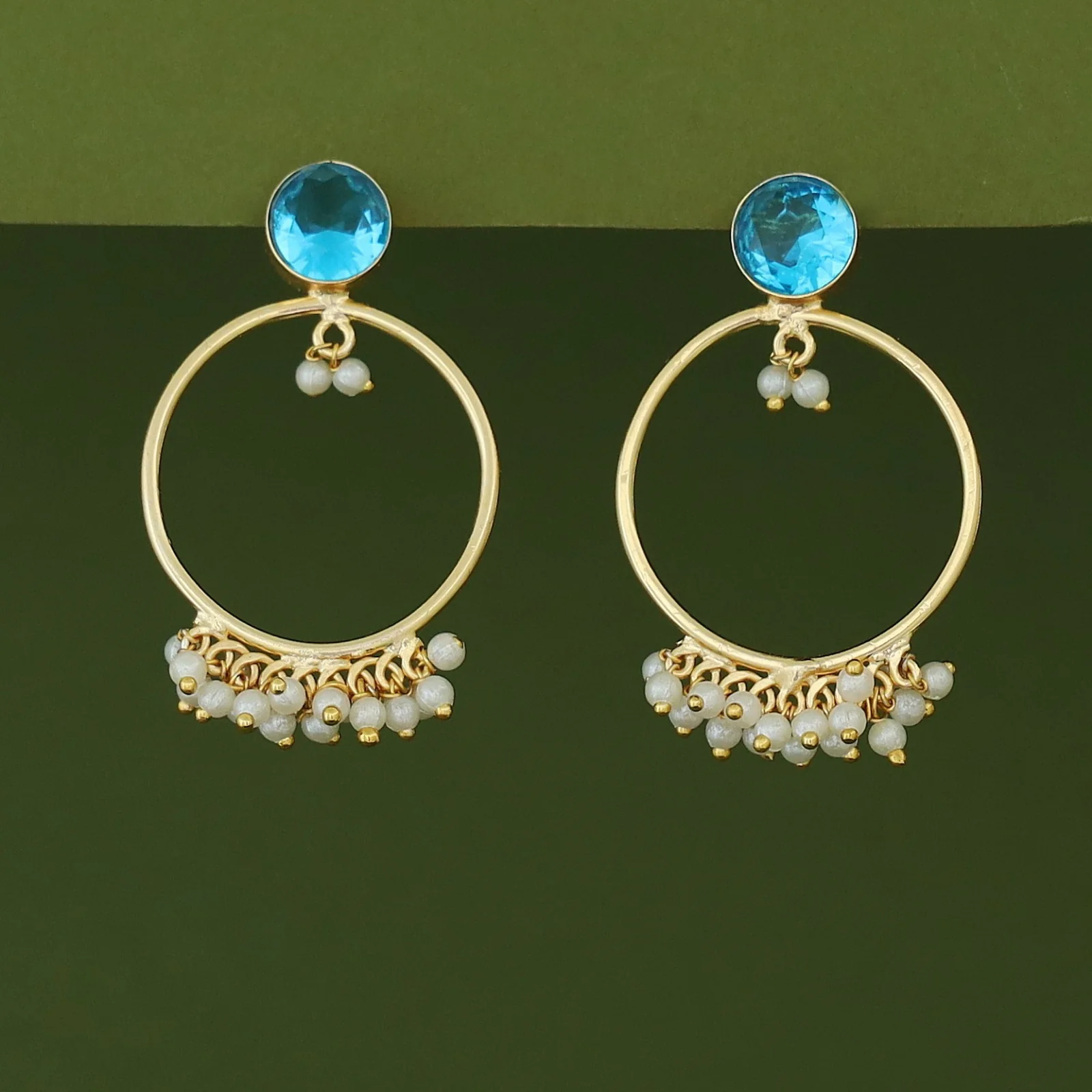 Allister Hoop Cluster Pearl Glossy Earring - Image 4