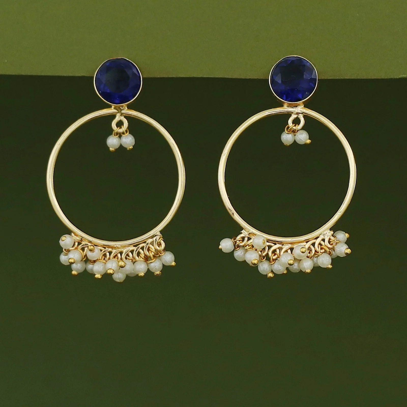 Allister Hoop Cluster Pearl Glossy Earring - Image 5