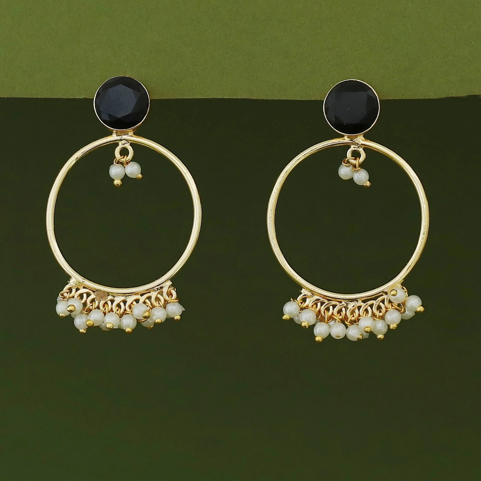 Allister Hoop Cluster Pearl Glossy Earring - Image 7