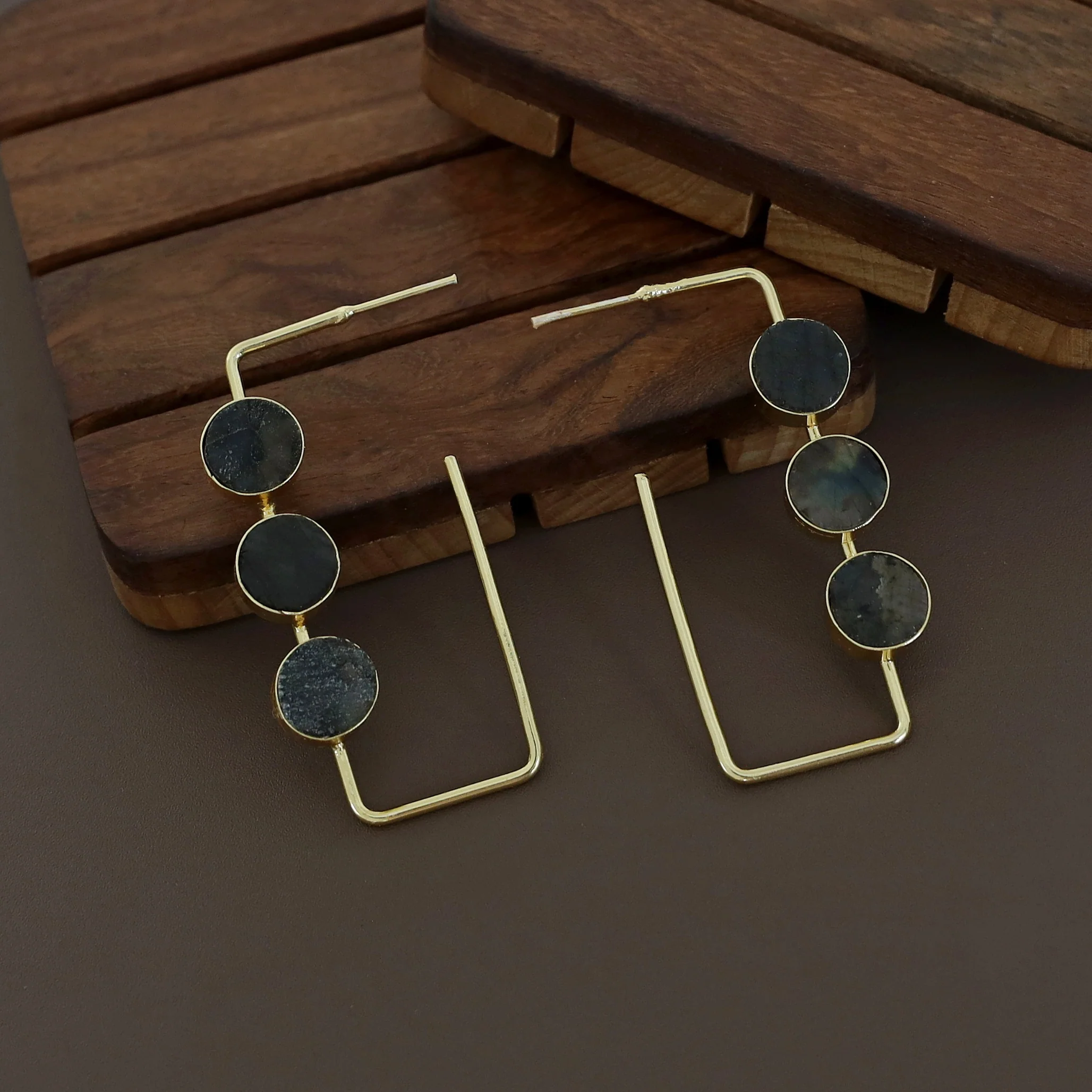 Alma Tri Raw Stone Rectangle Earring - Image 8