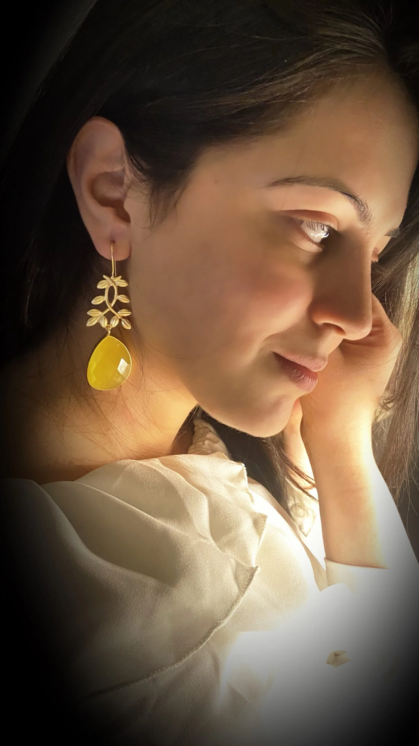 Alyssa Flower Leaf Earrings - Image 23