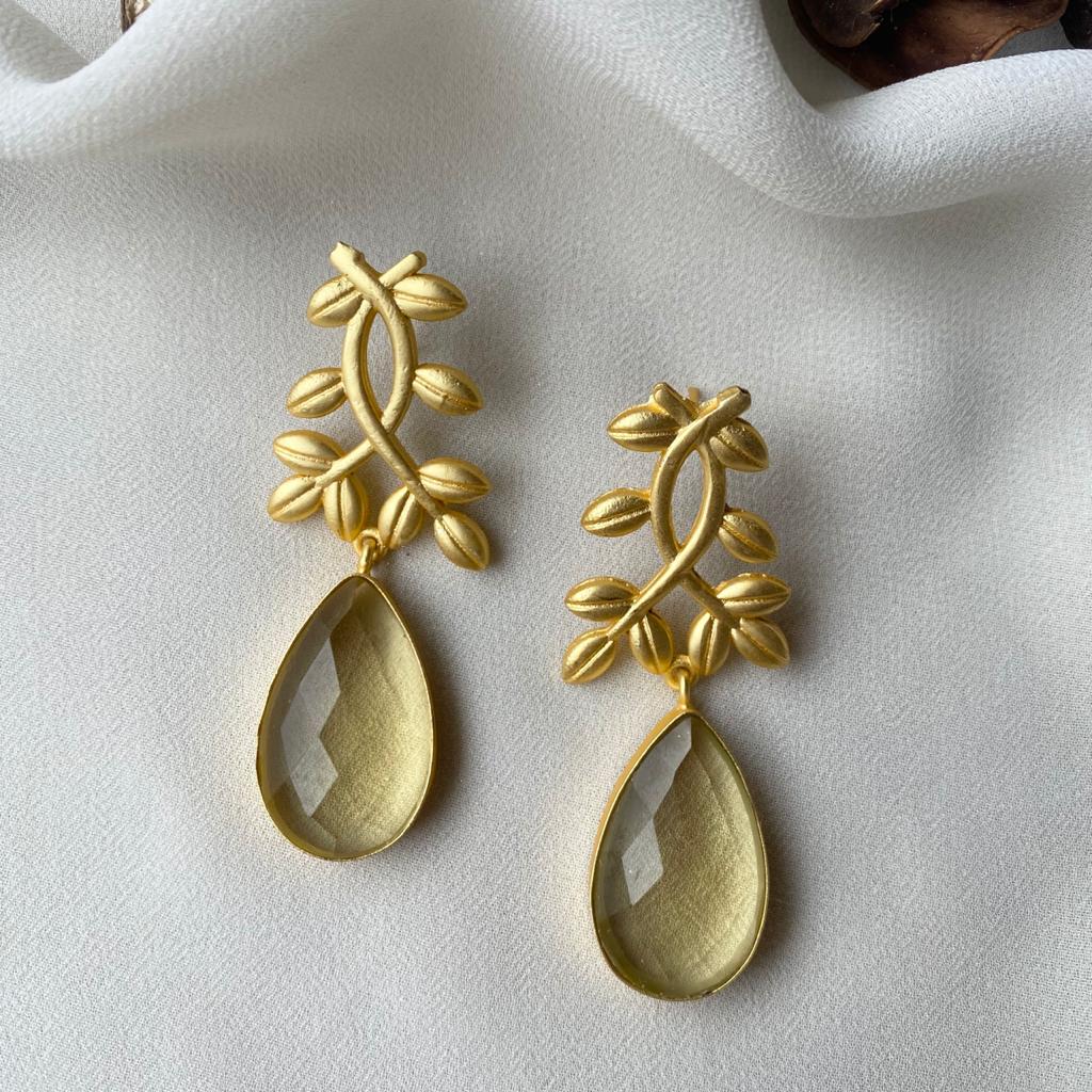 Alyssa Flower Leaf Earrings - Image 6