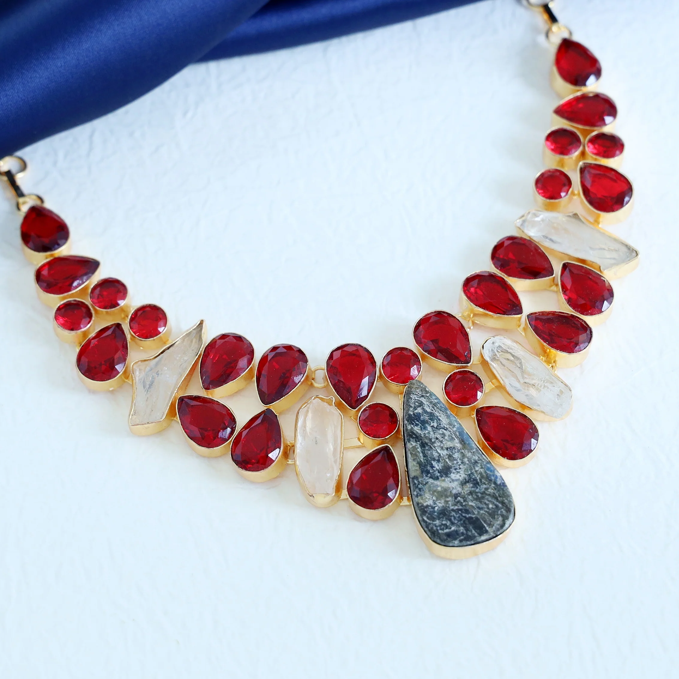 Amana Neckpiece - Image 2