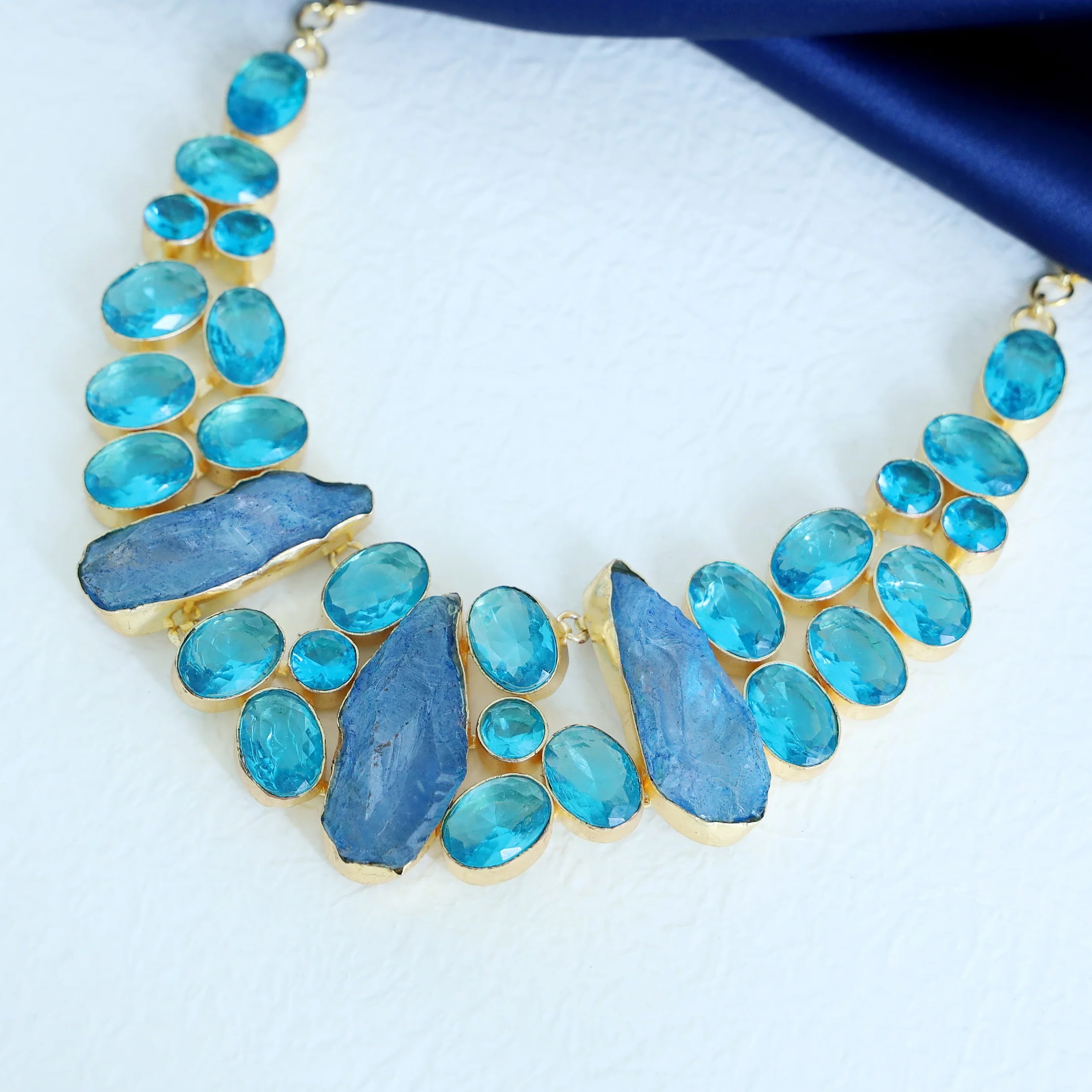 Amariah Neckpiece - Image 3