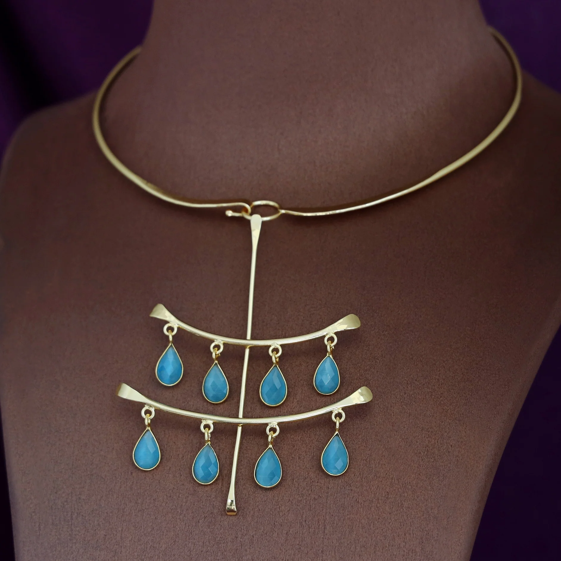 Amaya Glossy Stone Neck Cuff - Image 3