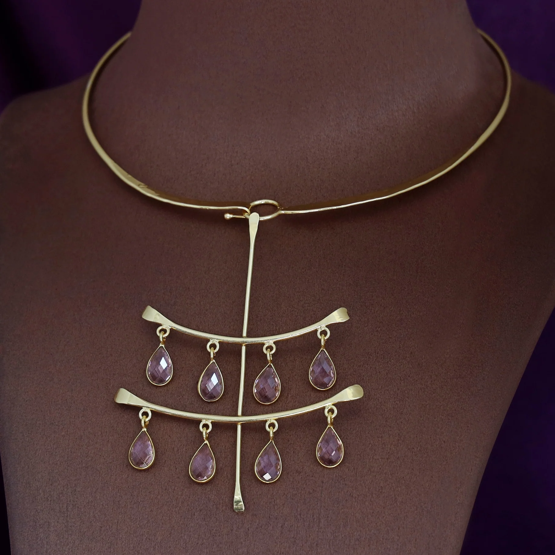 Amaya Glossy Stone Neck Cuff - Image 4