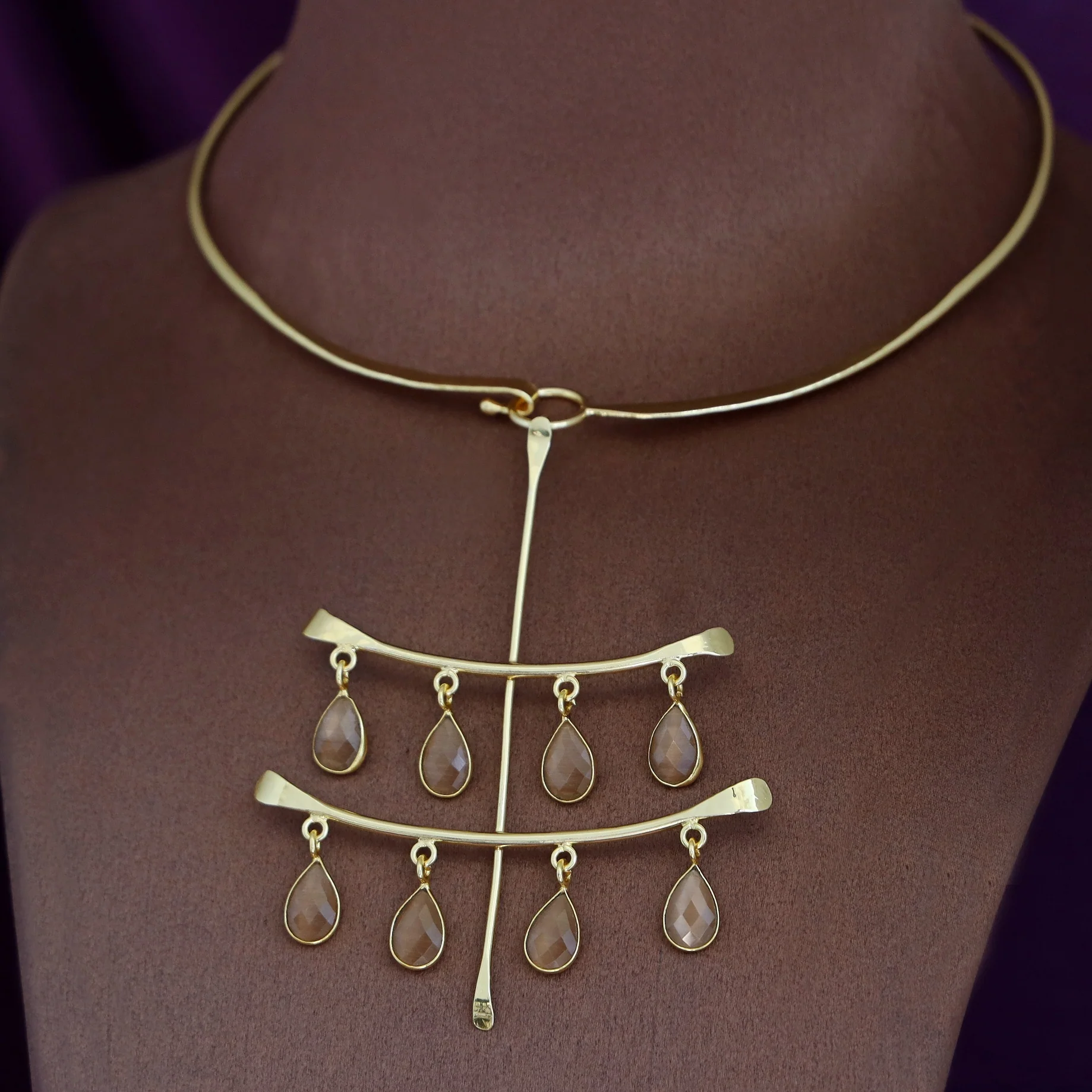 Amaya Glossy Stone Neck Cuff - Image 6